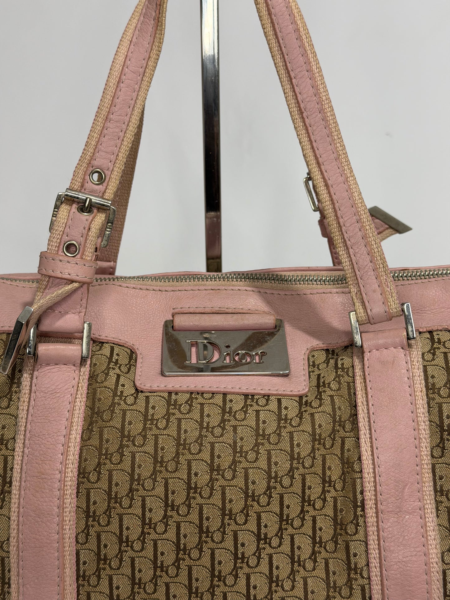 CHRISTIAN DIOR
Pink Diorissimo Medium Boston Bag
