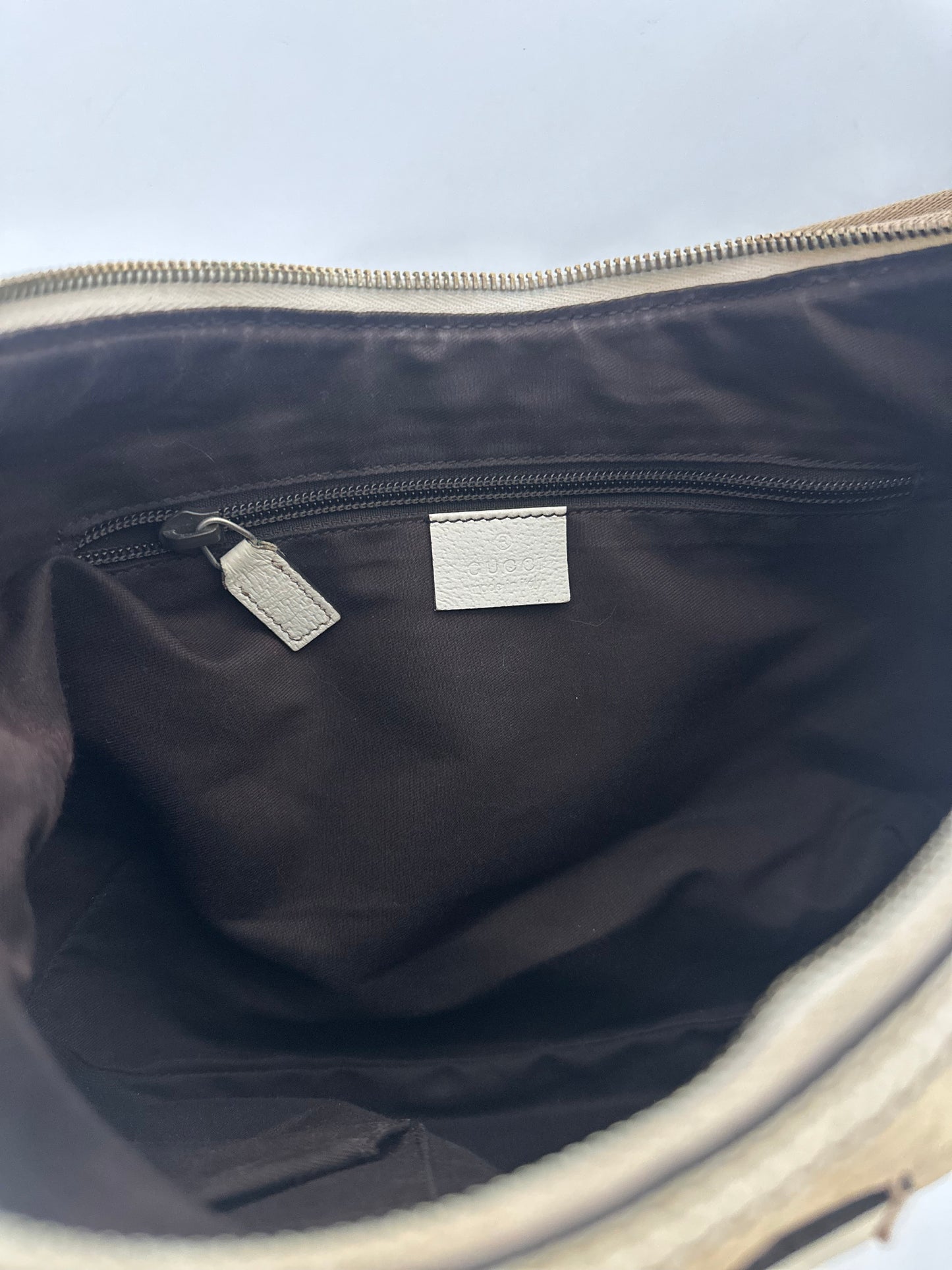 Gucci Beige/Ivory GG Canvas and Leather Medium Messenger Bag