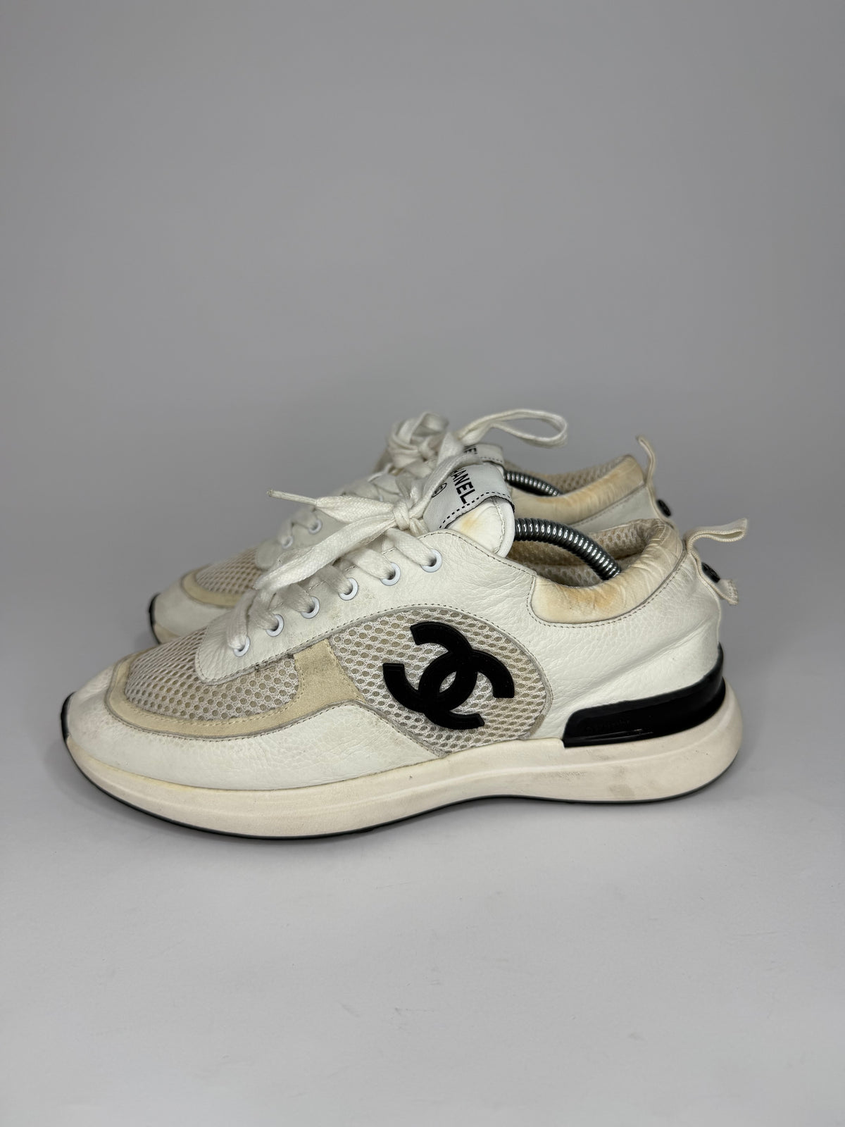 Chanel White Leather and Mesh CC Low Top Sneakers Size 38 EU/ 8 US/ 5 UK