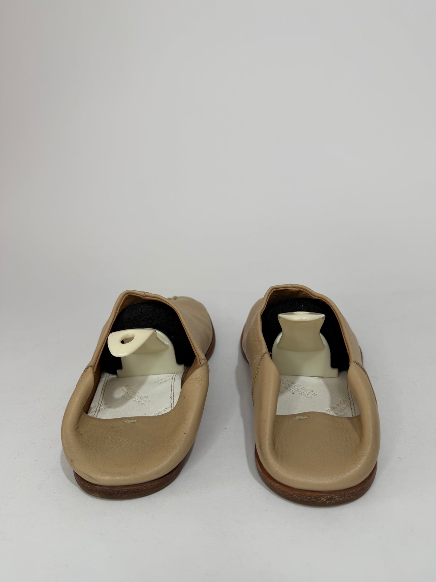 Maison Margiela Beige LeatherTabi babouche shoes Size 36 EU/ 6 US