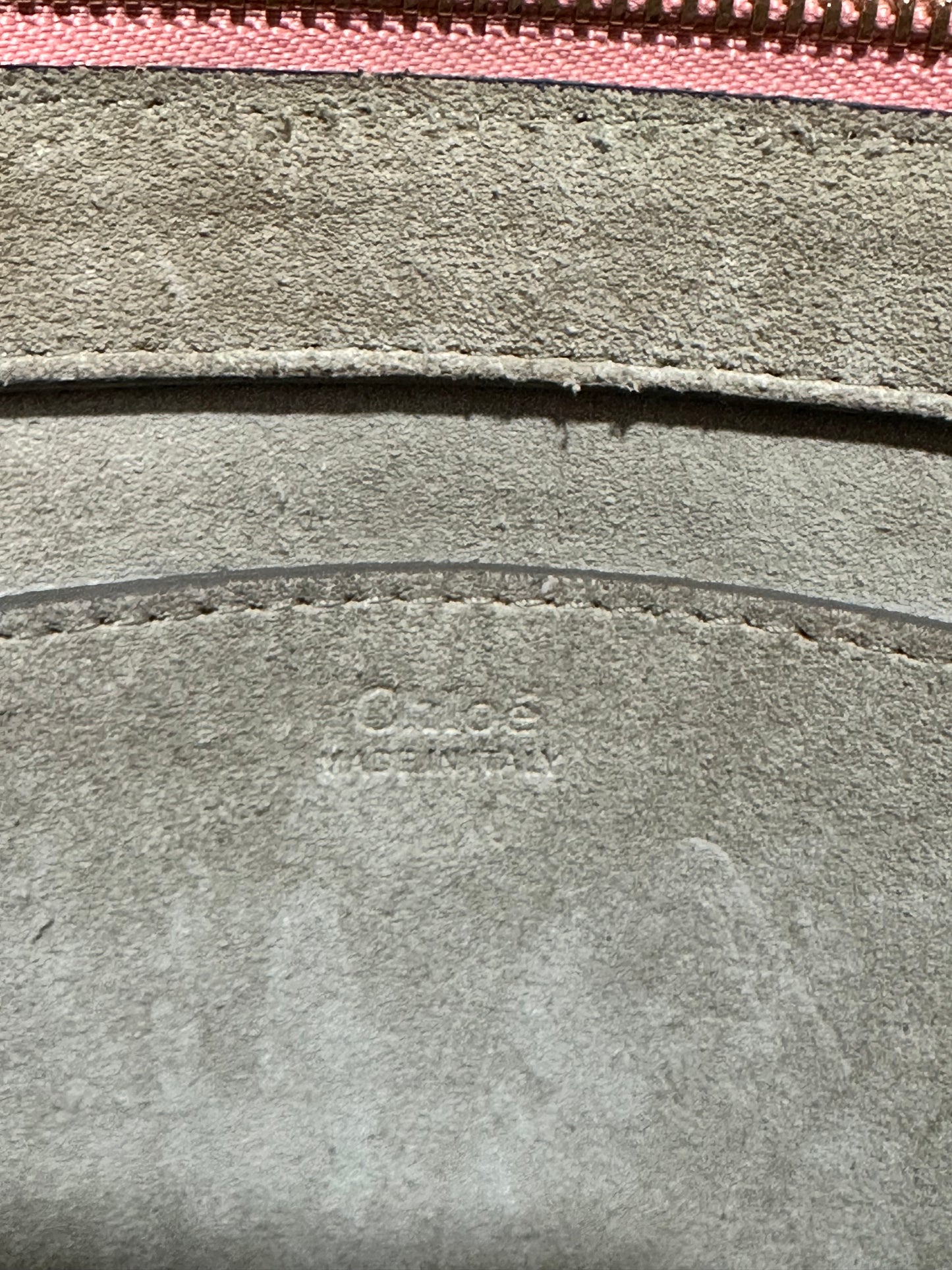 CHLOE

Shiny Goatskin Smooth Calfskin Suede Small Pixie Bag Saffron Red