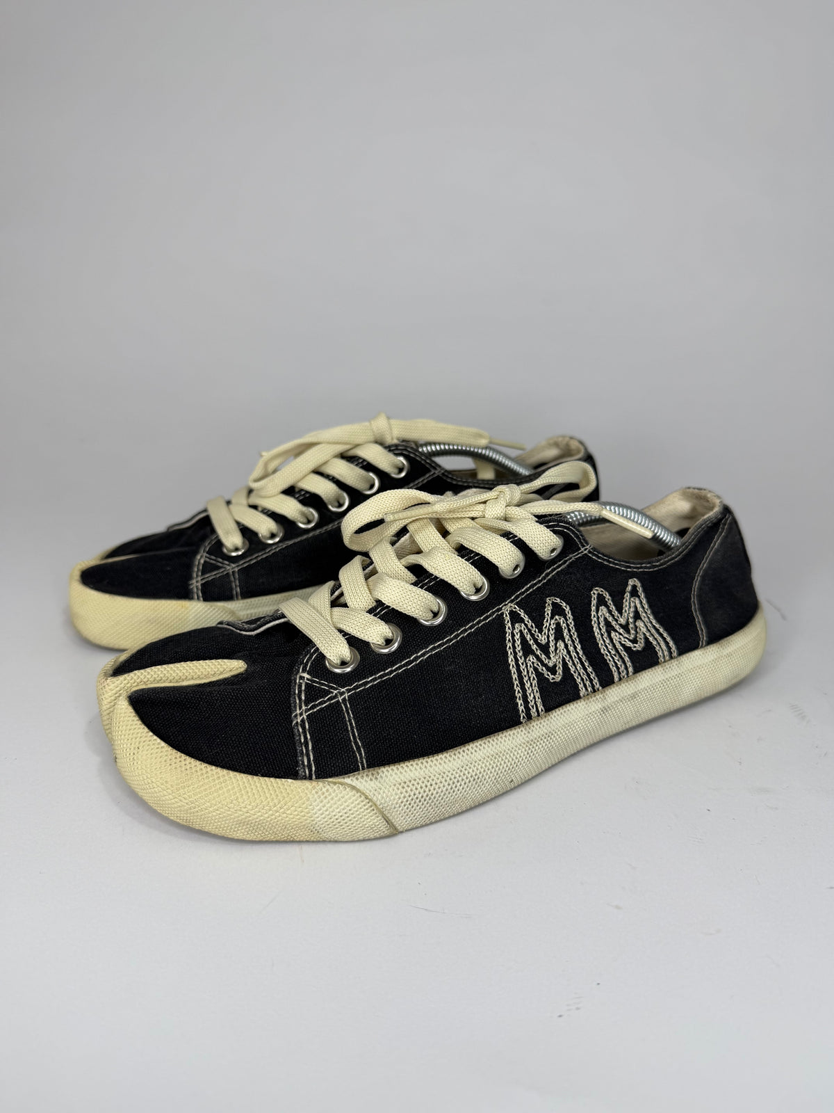 Maison Margiela Black Canvas Embroidery Tabi Sneakers Size 39 EU/ 7 US