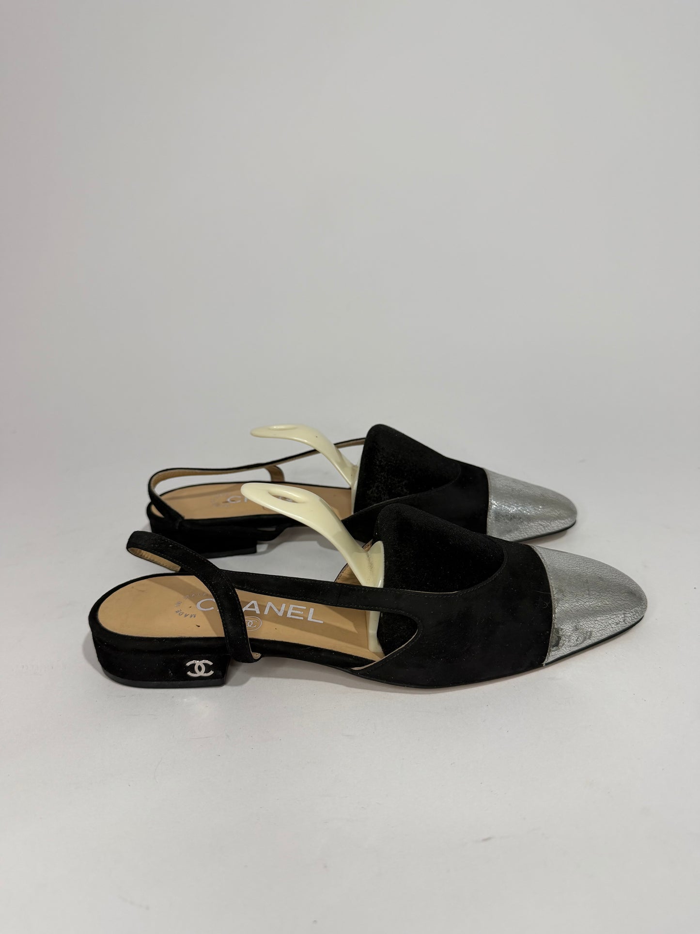 Chanel Black/Silver Suede And Leather Classic Slingback Sandals Size 36 EU/ 6 US / 3UK