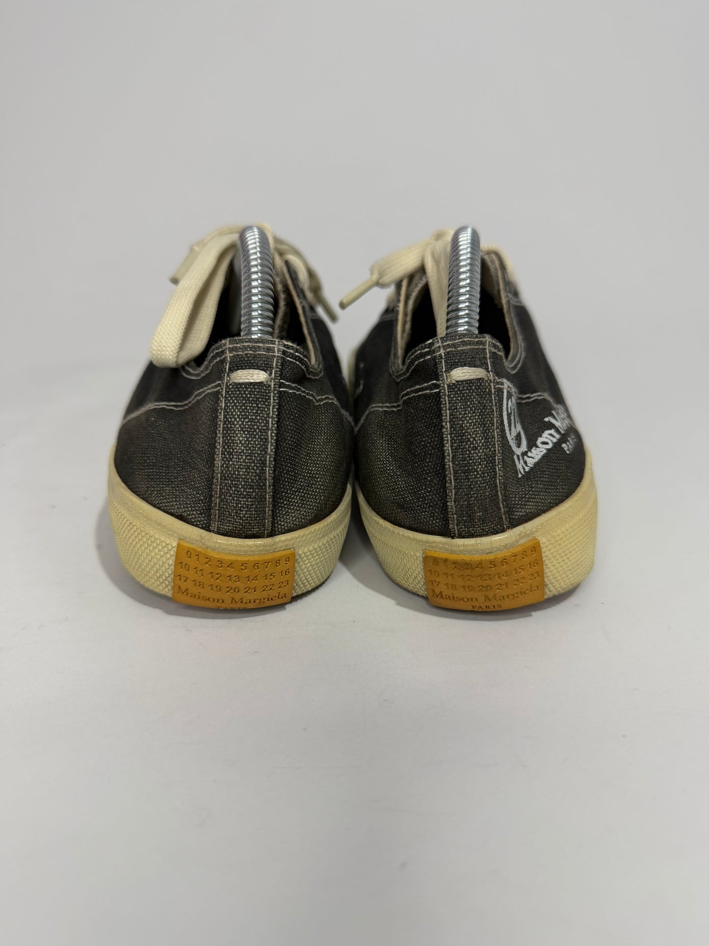 Maison Margiela 22 Tabi Low Sneaker Size 35 EU/ 5 US/ 2UK
