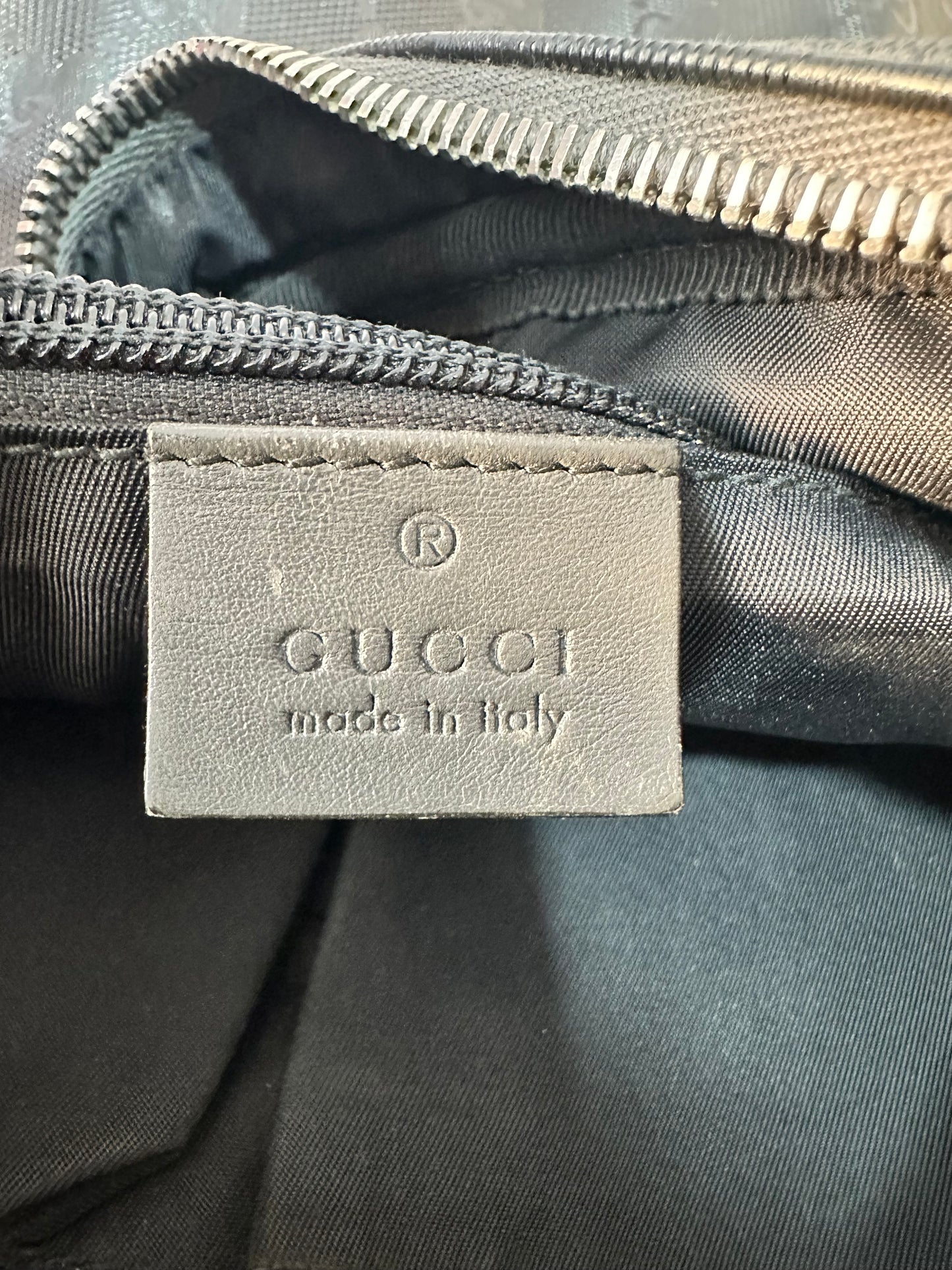 Gucci Silver Metallic GG Imprime Coated Canvas Messenger Bag