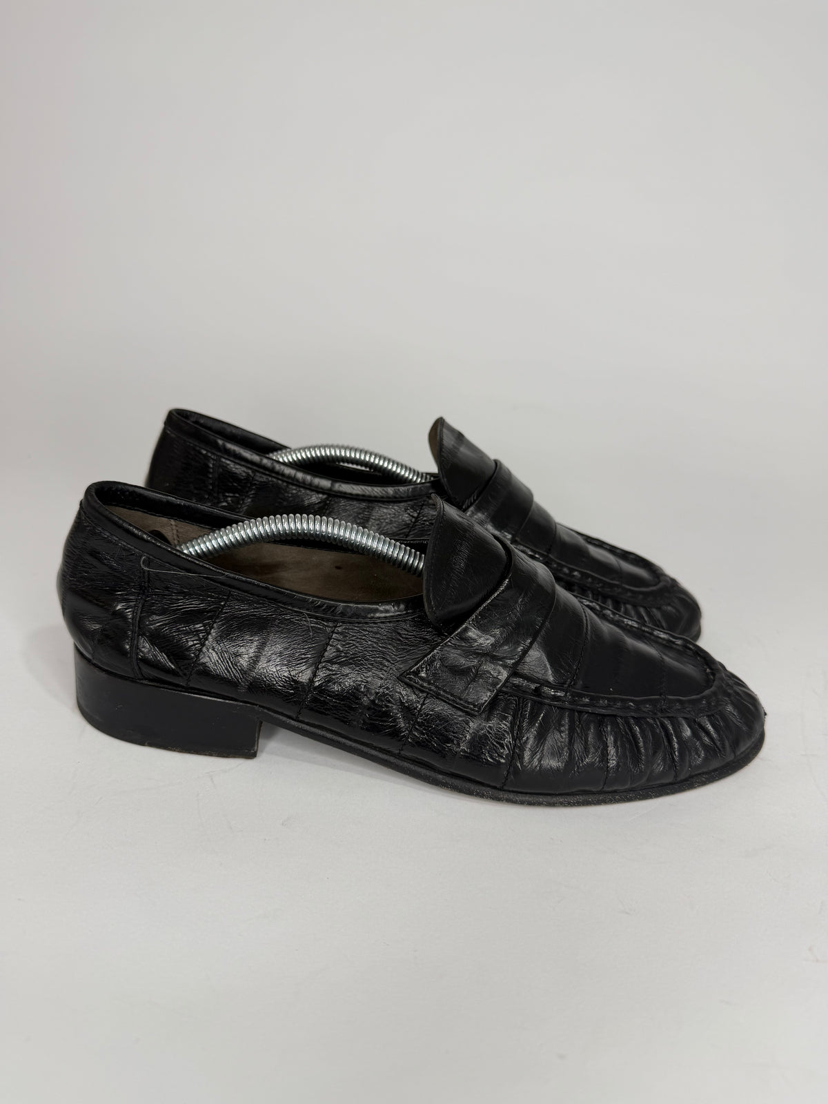 The Row
Soft Eel Skin Leather Dress Loafers Size 38 EU/ 8 US/ 5 UK