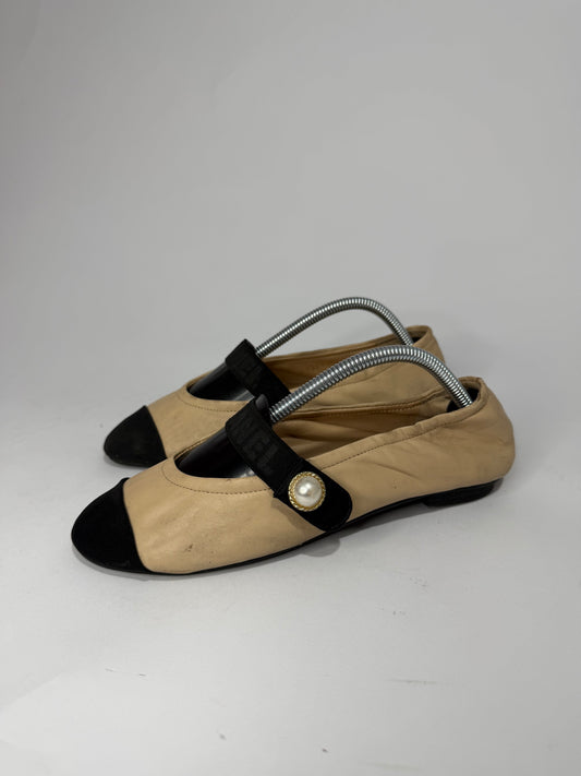 CHANEL Beige & Black Leather Mary Jane Cap Toe Ballet Flats Pearl Button Size EU 36