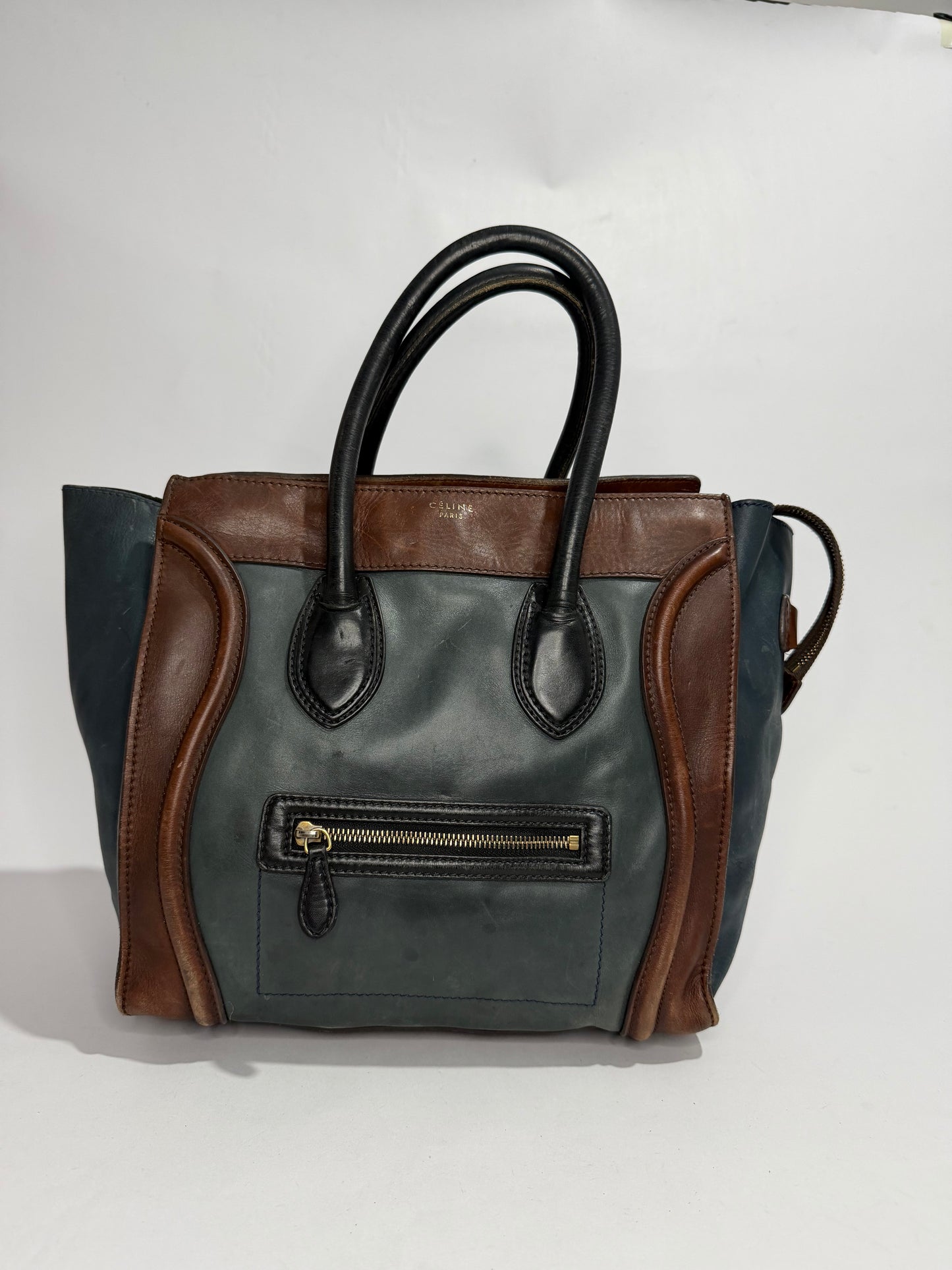 CELINE
Tri-Color Calfskin Leather Large Luggage Tote Bag