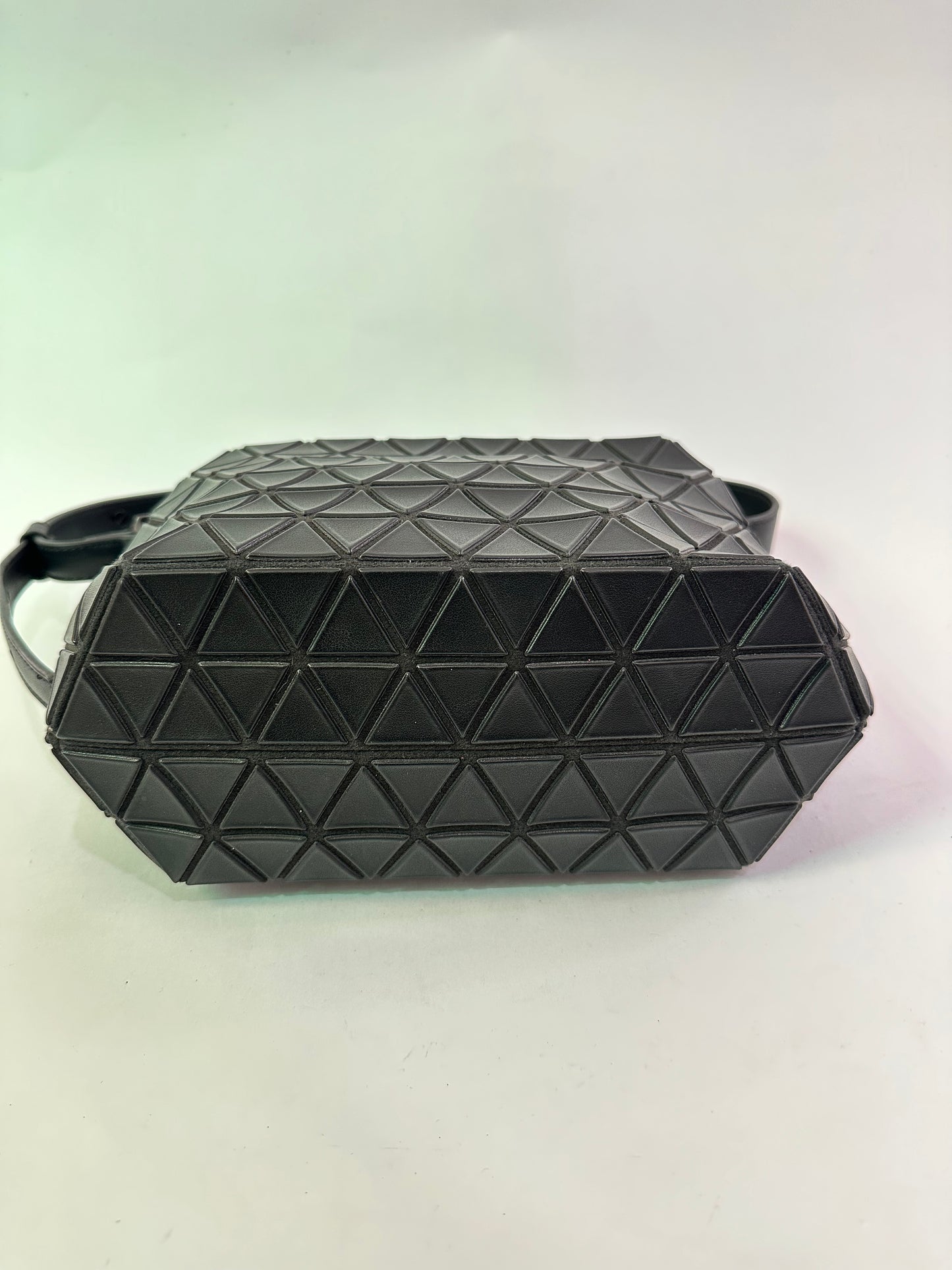 BAO BAO ISSEY MIYAKE CRYSTAL MATTE SMALL HAND BAG BLACK