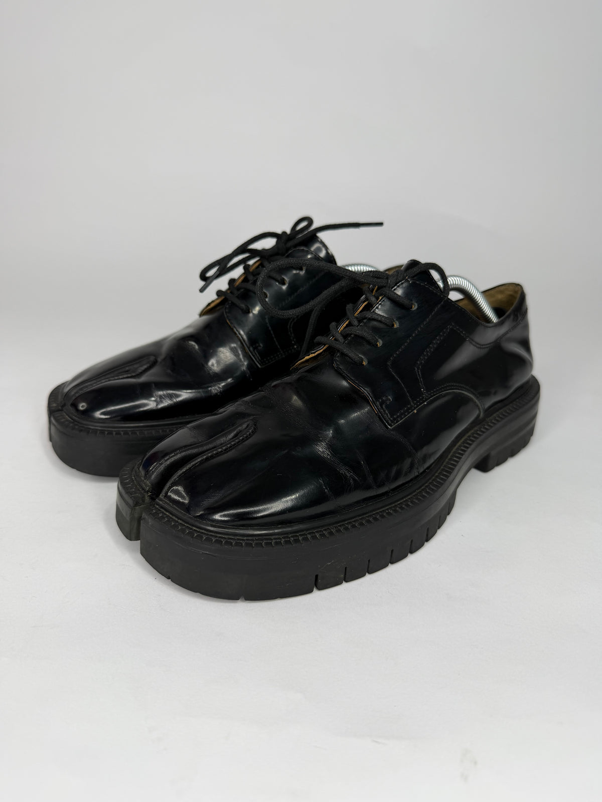 MAISON MARGIELA
Tabi Lace-Ups Chunky Sole in Black Size 39 EU