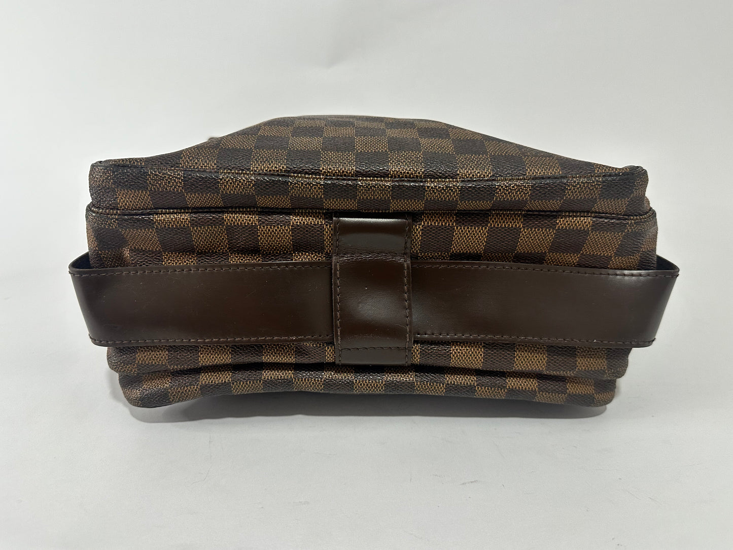 LOUIS VUITTON Damier Ebene Naviglio