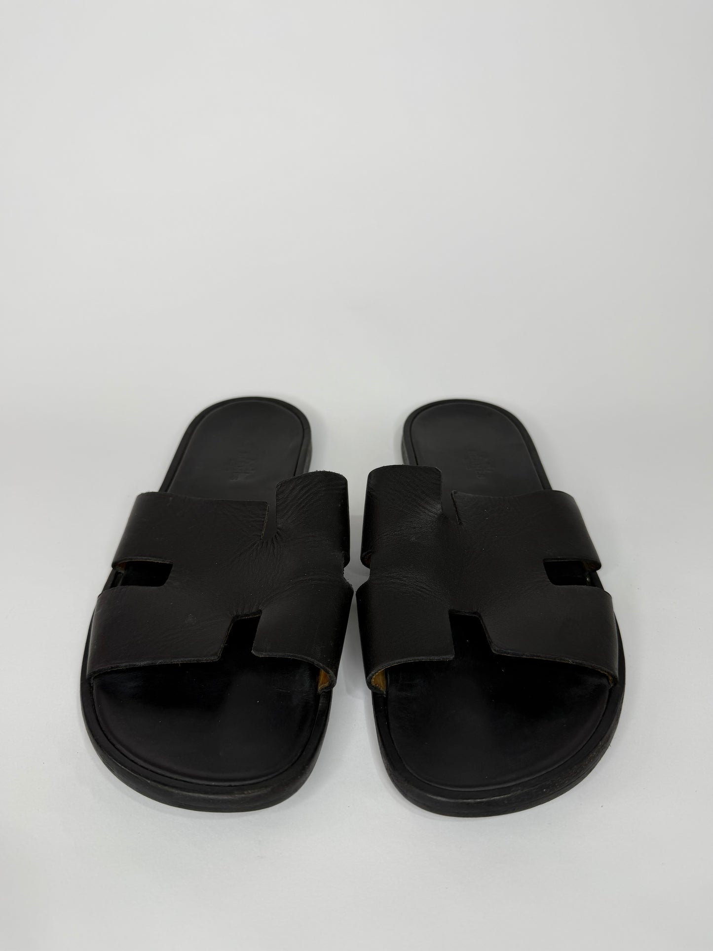 Hermes Black Izmir Leather sandal Size 41.5 EU/ 8.5 US/ 7.5 UK