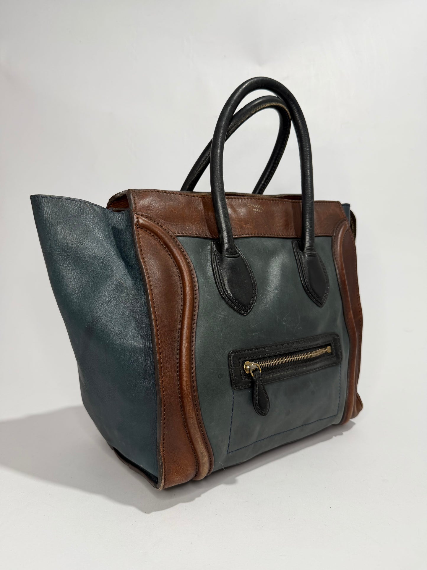 CELINE
Tri-Color Calfskin Leather Large Luggage Tote Bag
