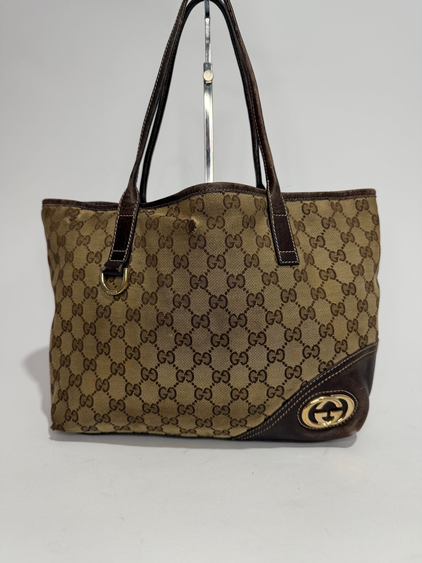 GUCCI
Monogram Medium New Britt Tote Brown