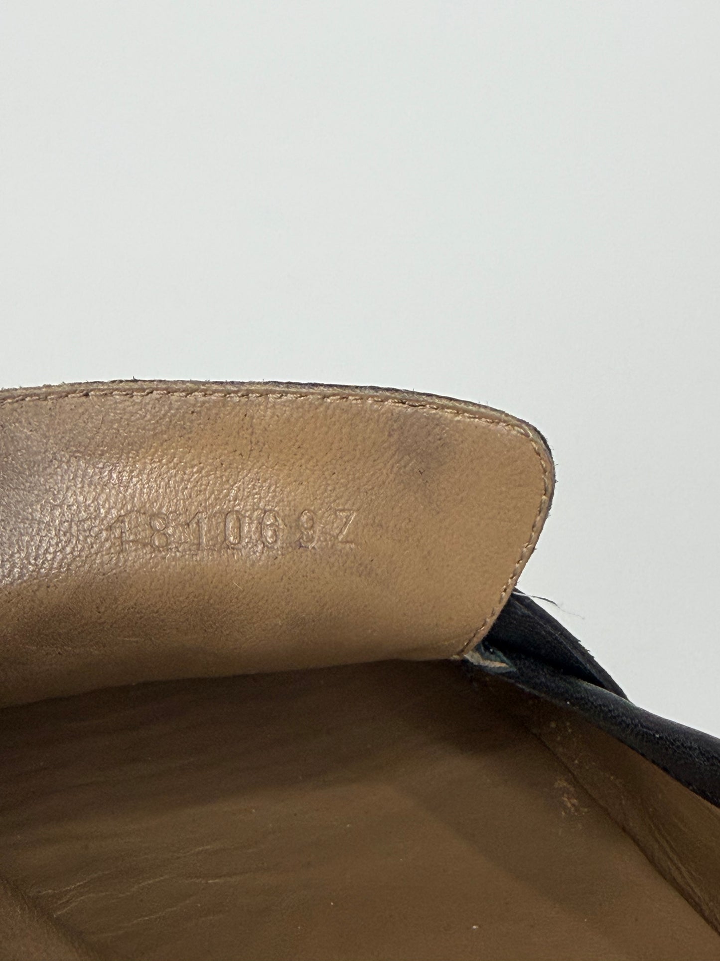HERMES
Goatskin Womens Royal Loafers Black Size 38 EU/ 8 US/ 5UK