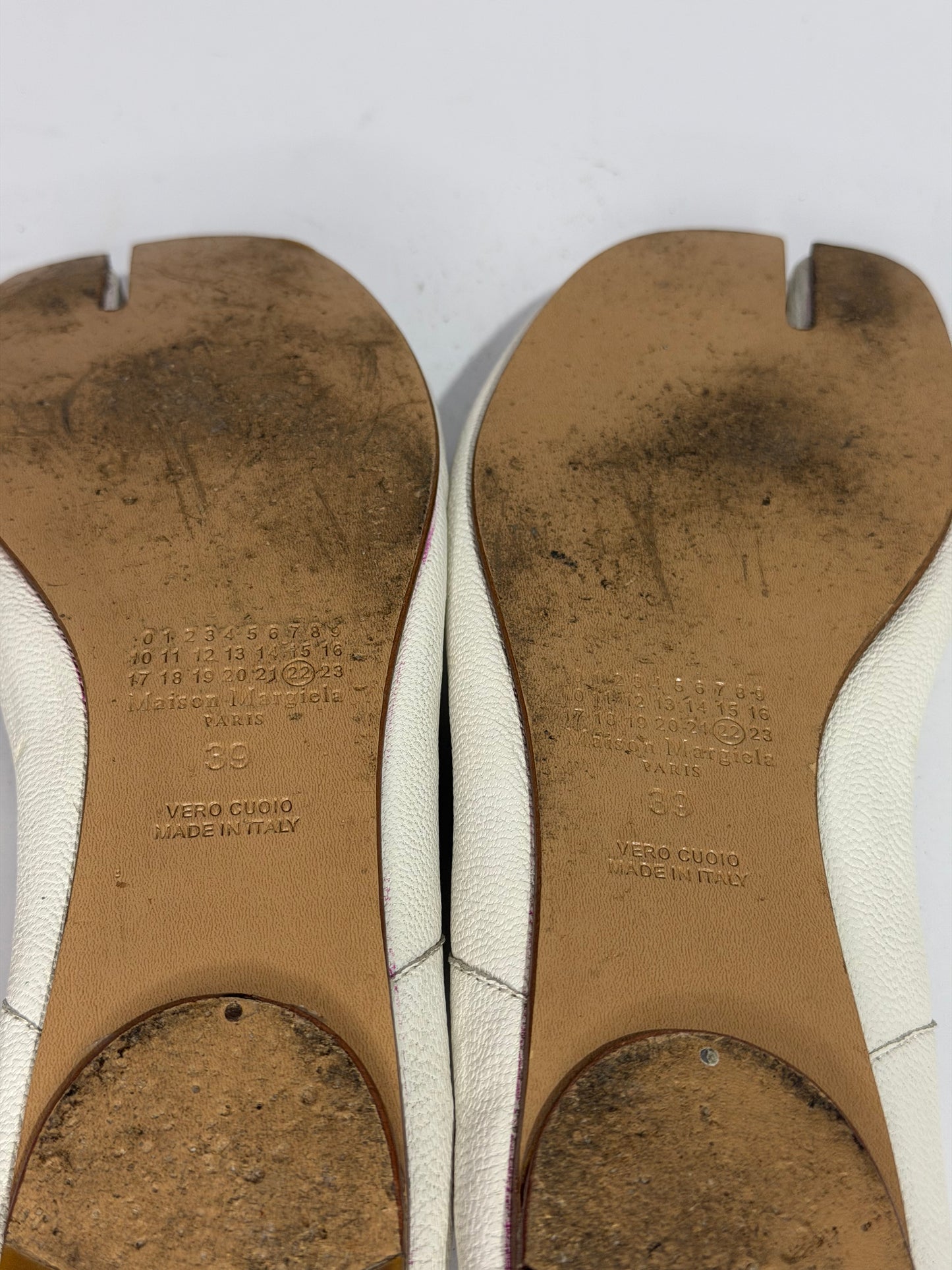 Maison Margiela Tabi Ballet Flats Ivory Leather Split-Toe EU 39