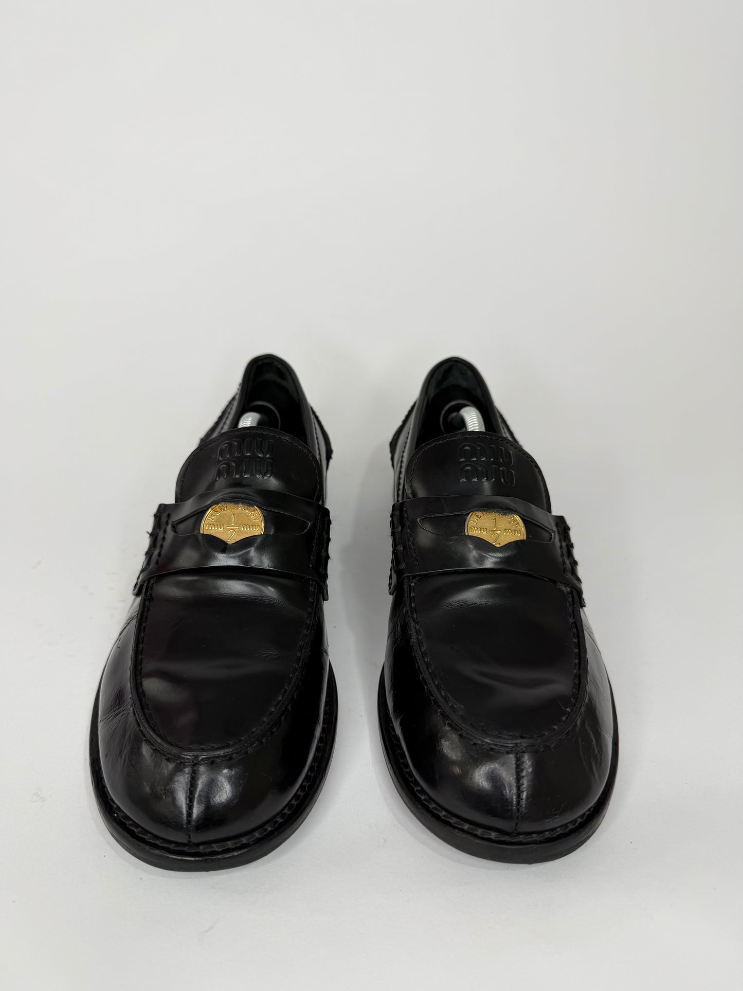 Miu Miu
Black Leather Penny Loafers
Women's Size: 9 US | IT 39
