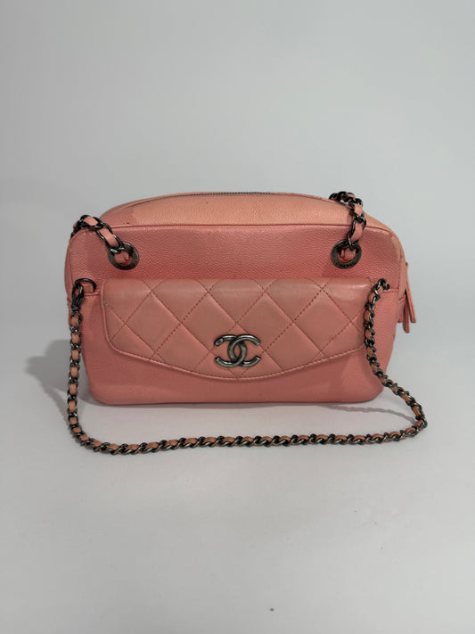 CHANEL
Pink Caviar And Quilted Lambskin Leather CC Break Camera Case Bag