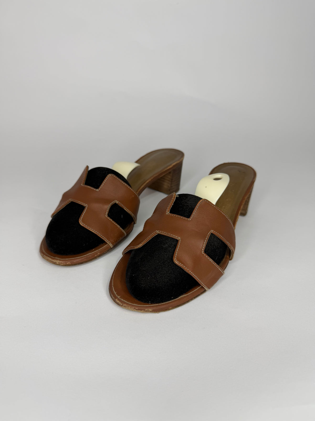 Hermes Brown Leather Oasis Slide Sandals Size 39 EU/ 9 US/ 6 UK