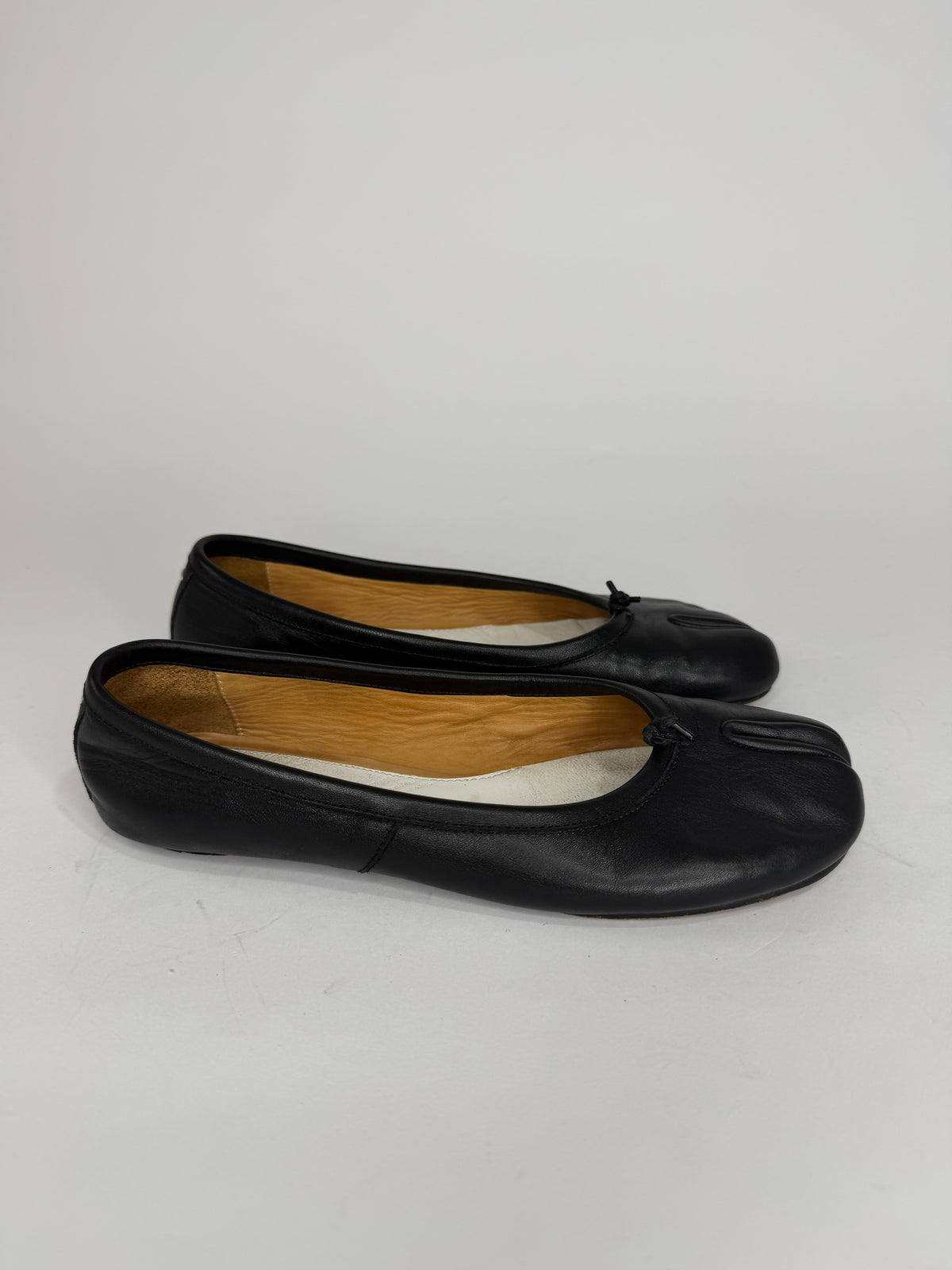 Maison Margiela Tabi Ballet Flats Black Leather Split-Toe EU 38 EU/ 8 US
