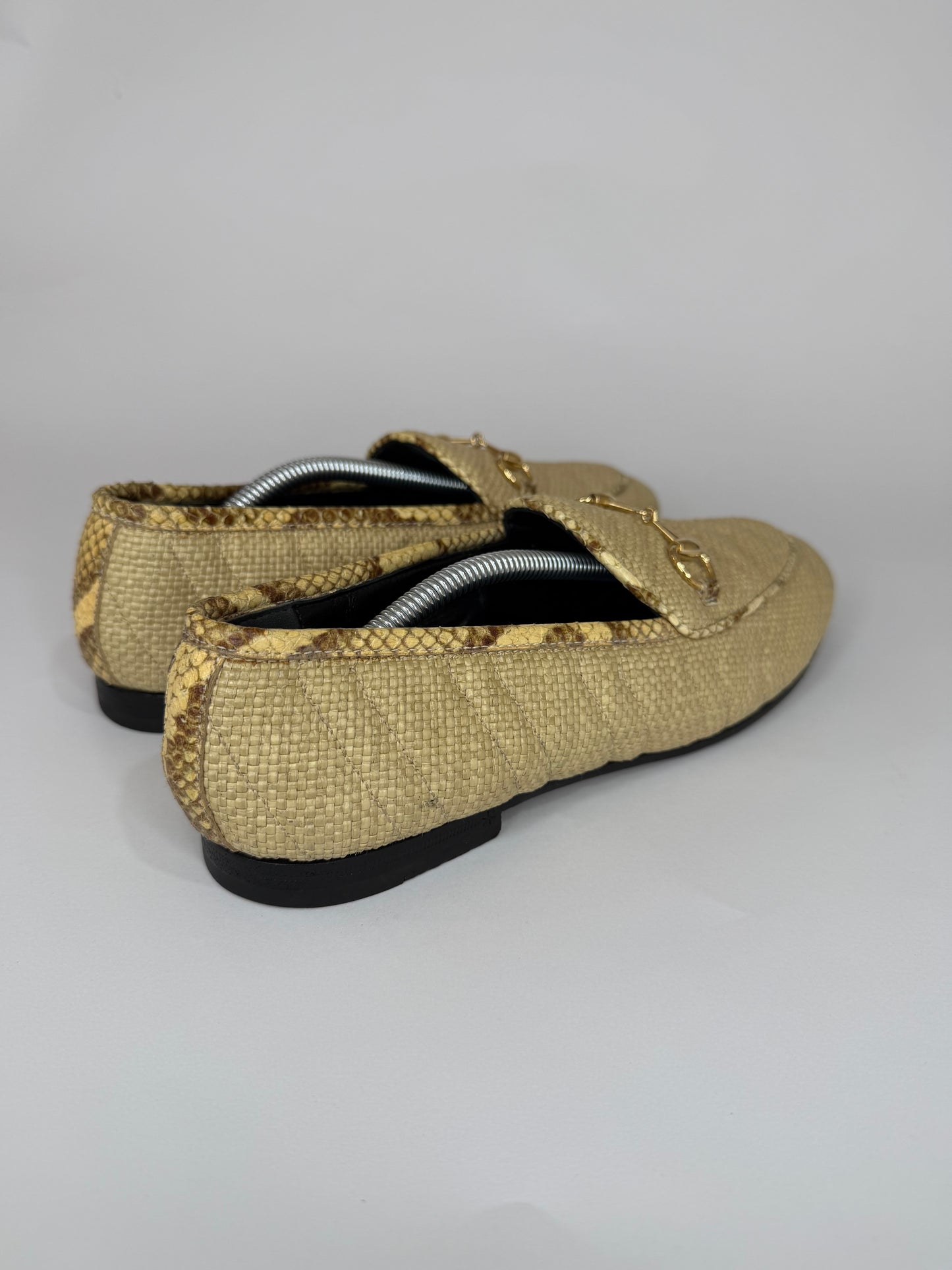 Gucci Pre-Owned
Jordaan Horsebit loafers Size 38.5 EU/ 8.5 US / 5.5 UK
