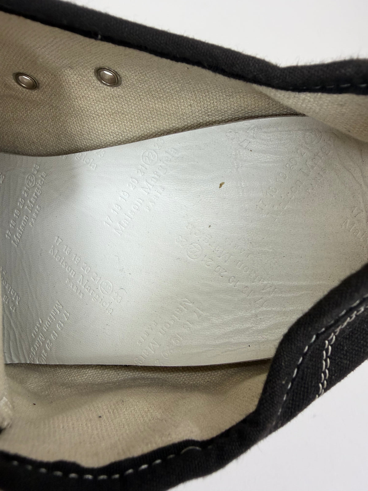 Maison Margiela Tabi Low Sneaker Size 39 EU/ 9 US/ 6 UK