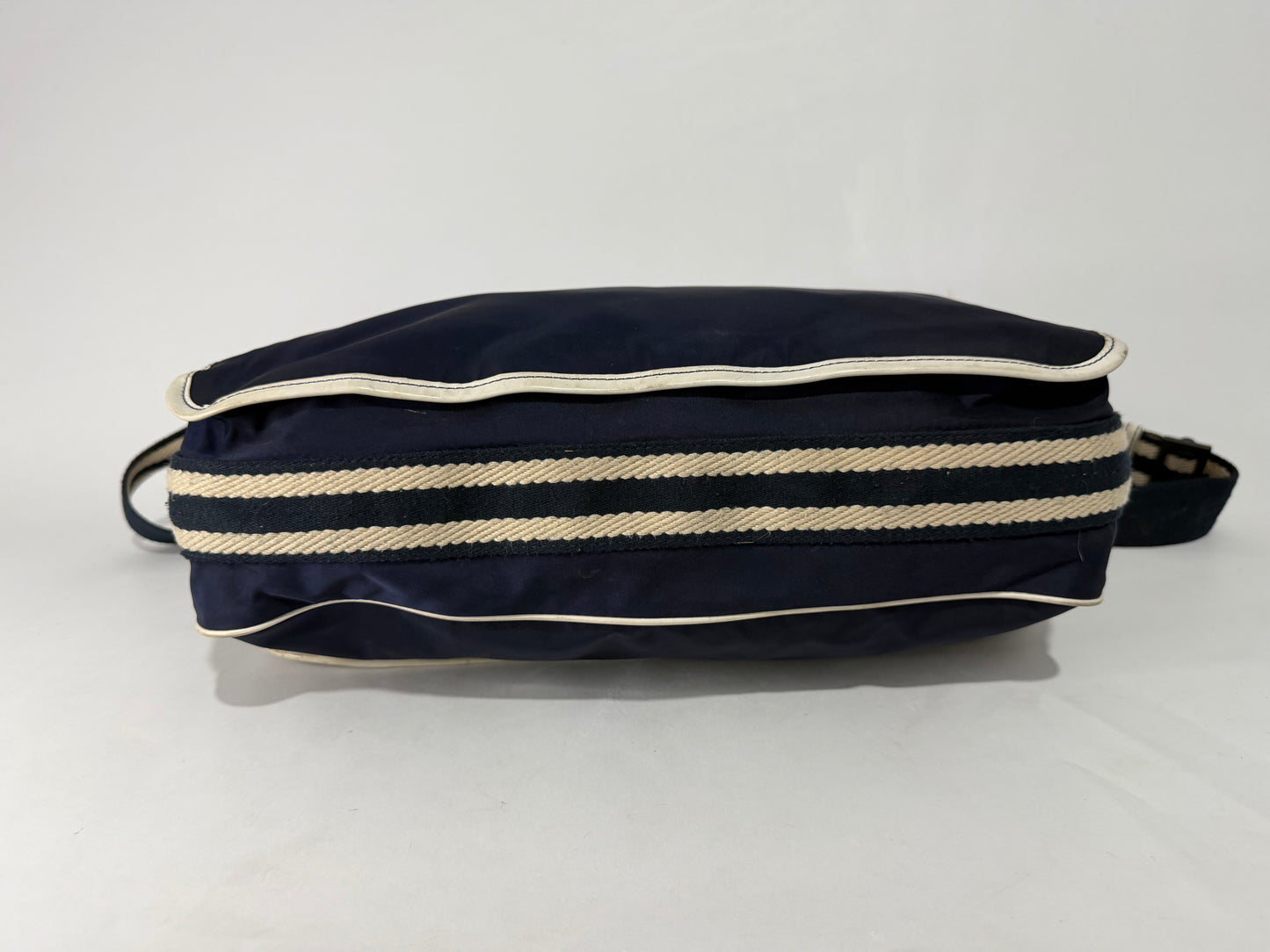 Gucci Vintage Nylon Messenger Bag Navy & Cream