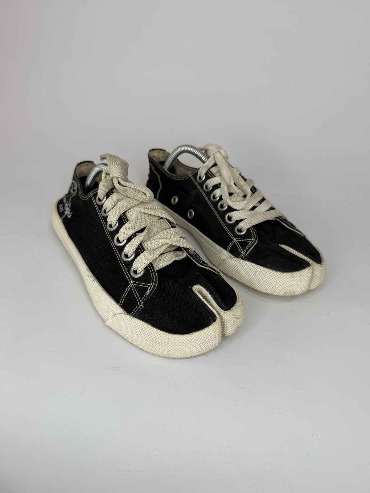 Maison Margiela Tabi Low Sneaker Size 39 EU/ 9 US/ 6 UK