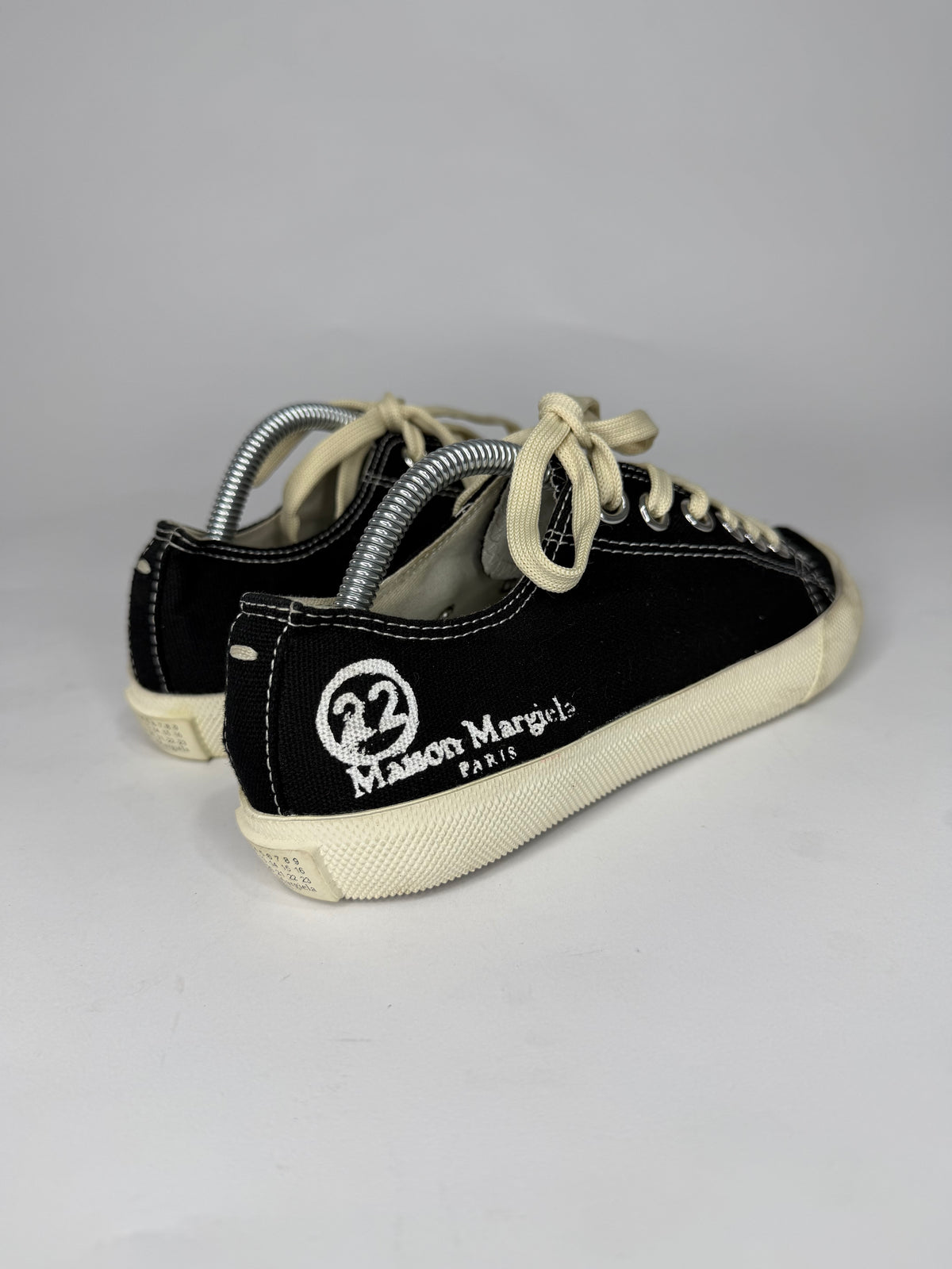 Maison MargielaTabi Low Sneaker Size 36 EU/ 6 US/ 3 UK