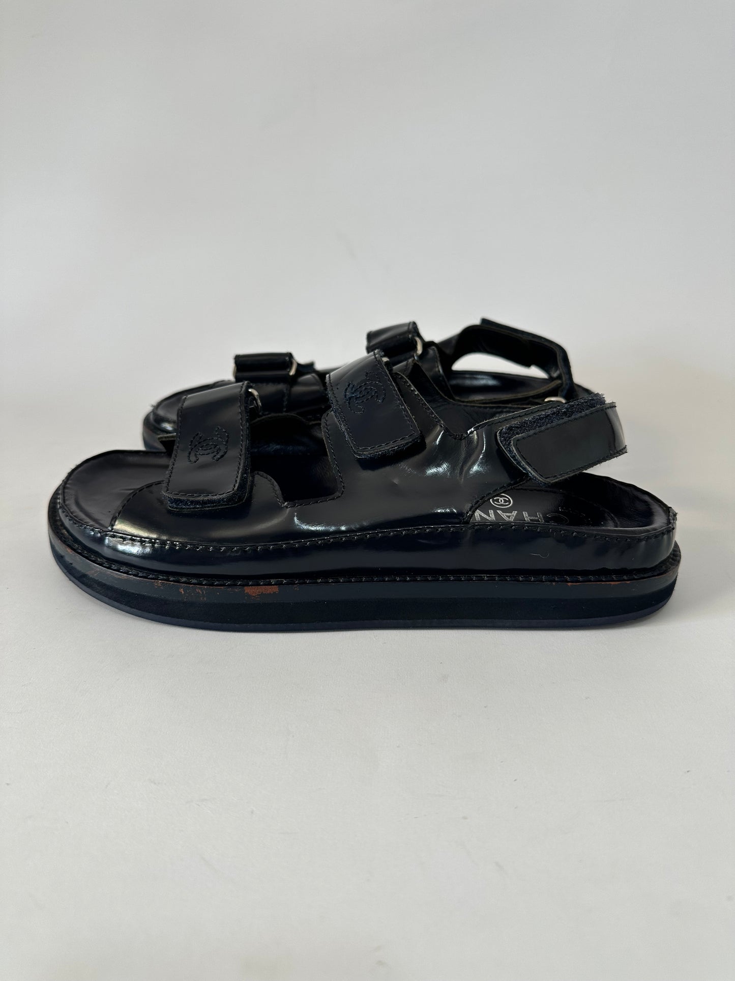 Chanel Blue patent Leather CC Flat DAD Sandals Size 39 EU/ 9 US / 6 UK