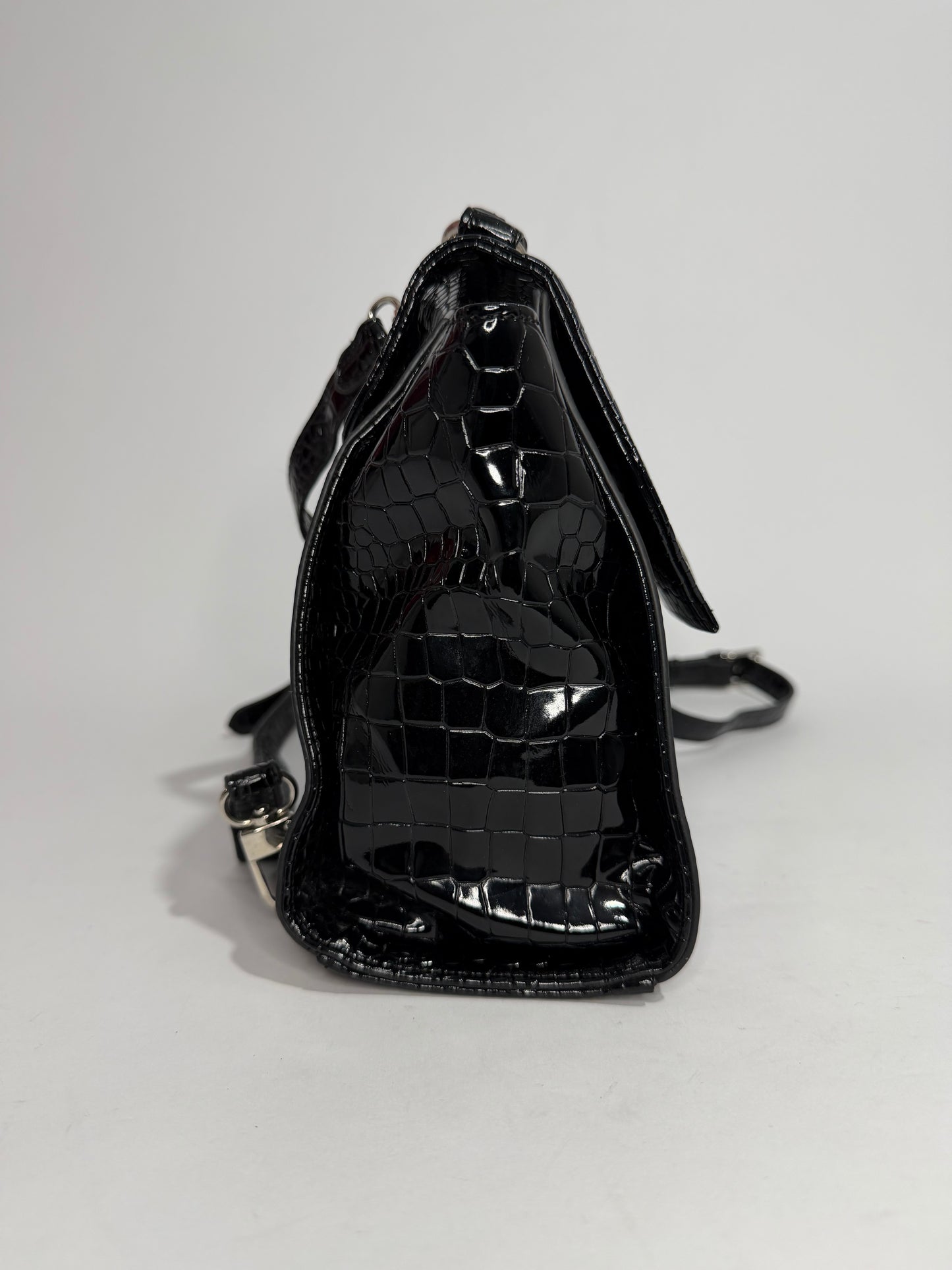 Vivienne Westwood
Patent Leather Shoulder Bag