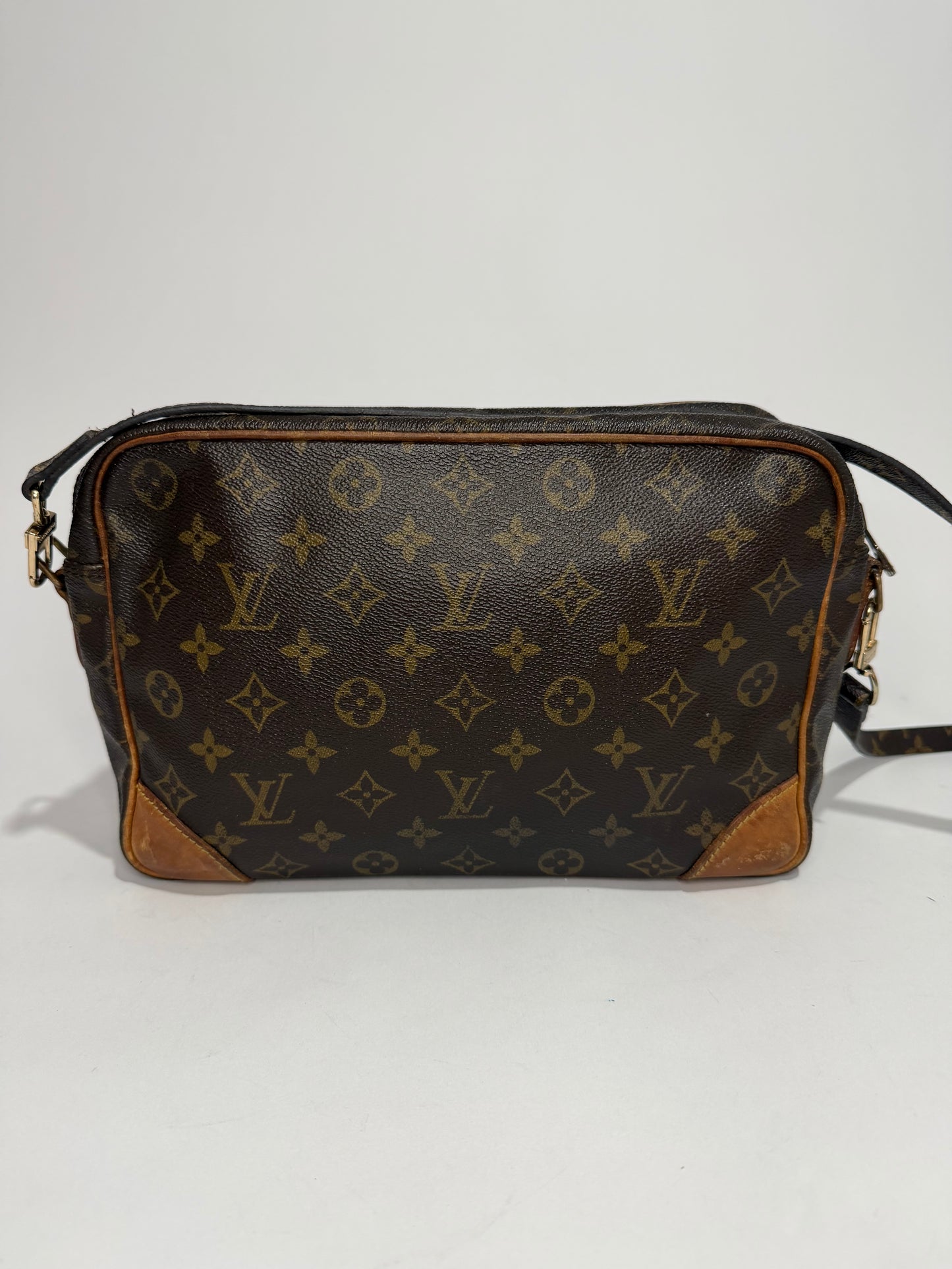 Vintage Louis Vuitton
Monogram Trocadero 30