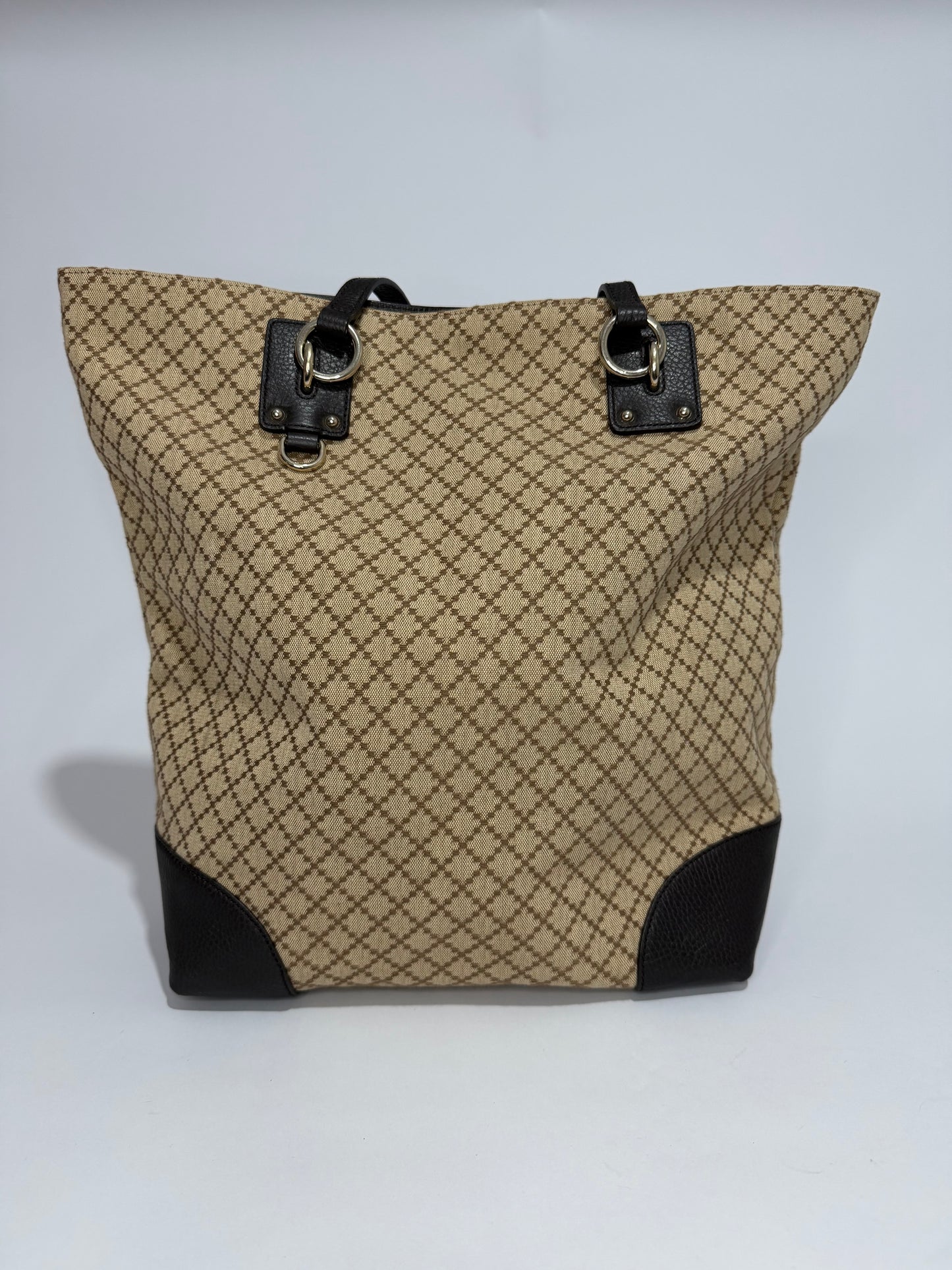GUCCI
Beige/Ebony GG Canvas Large Charm Tote Bag