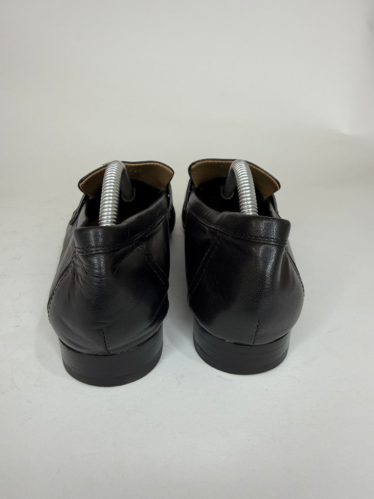 Hermès
Paris H Logo Loafers
Women's Size 36 EU/ 6 US / 3 UK