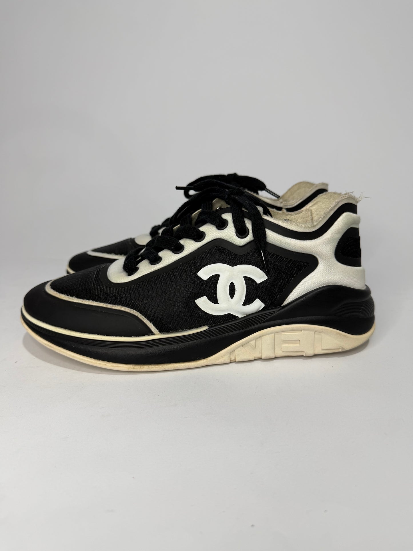 CHANEL Lycra CC Sneakers Black White Size 40 EU/ 10 US