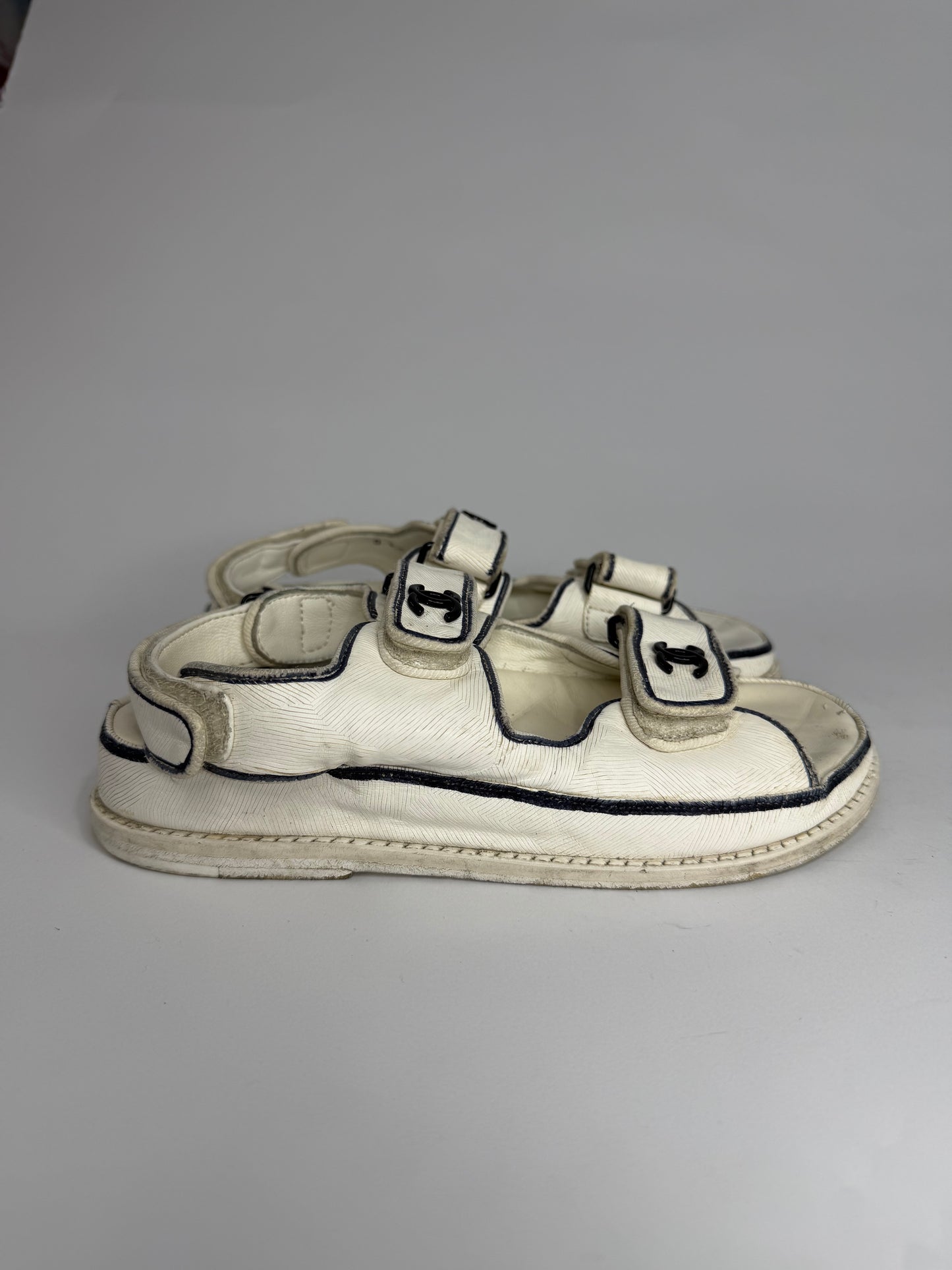 Chanel White Textured Leather Dad Sandals Size 35 EU/ 5 US/ 2 UK