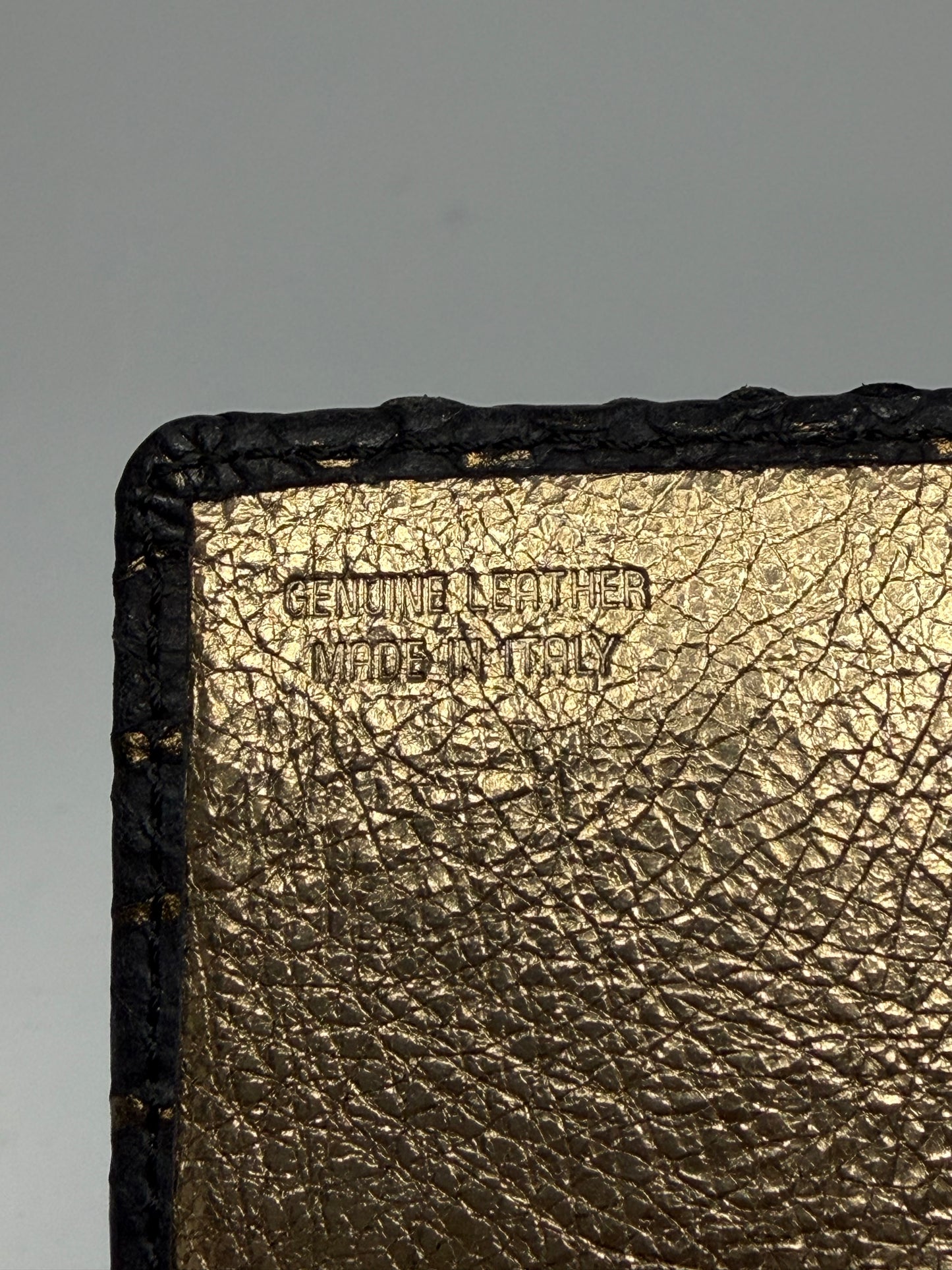 VIVIENNE WESTWOOD
Frilly Snake Patent Wallet In Black