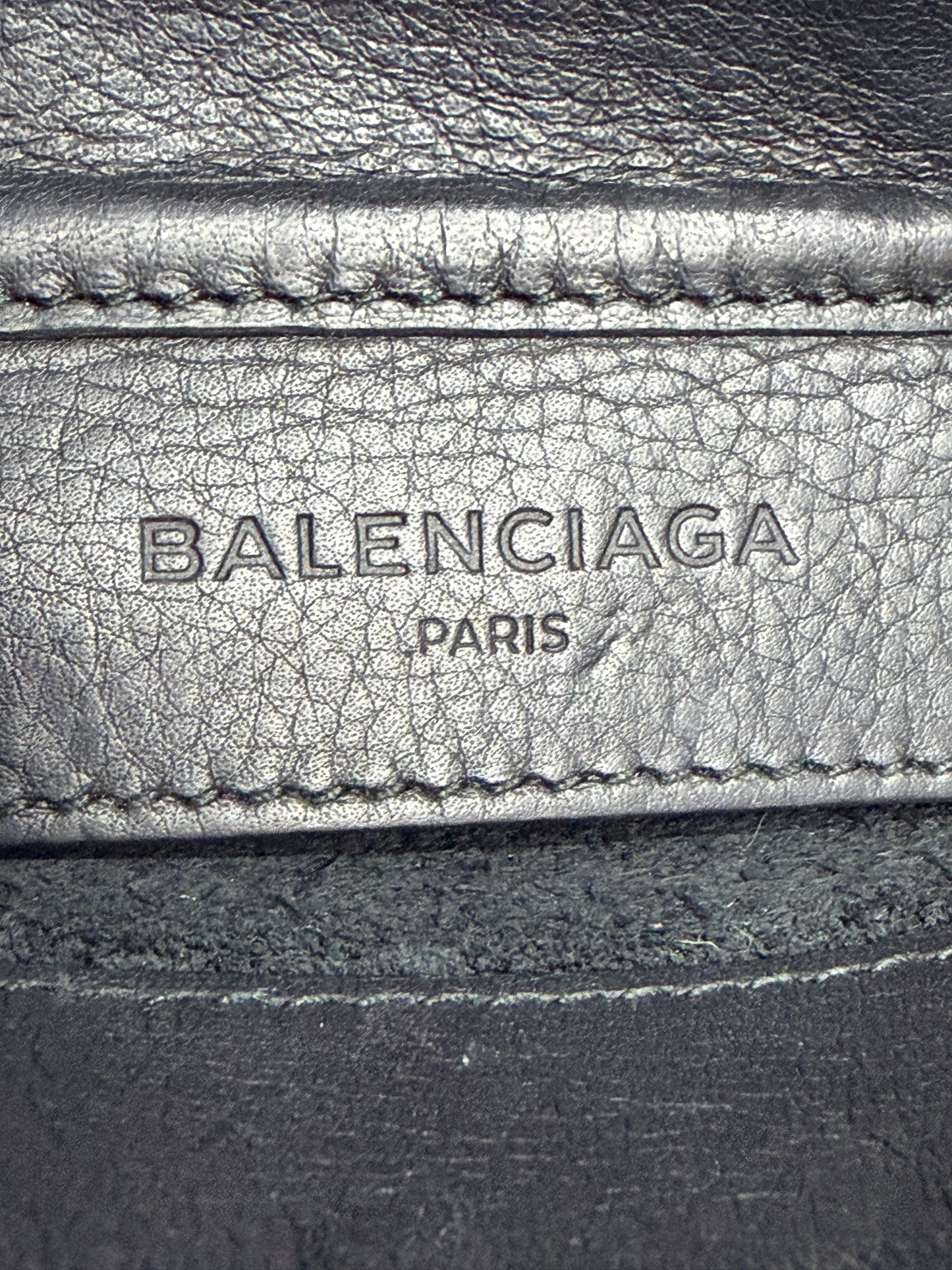 Balenciaga
Leather papier Triple XS Crossbody shoulder Bag