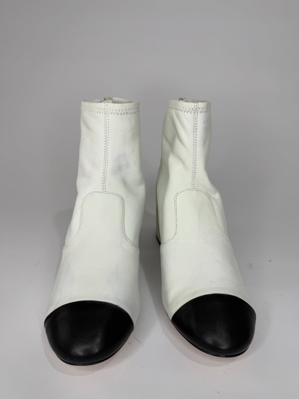 Chanel White Leather Cap Toe Ankle Boots Black Toe Size 37EU/ 7 US/ 4 UK