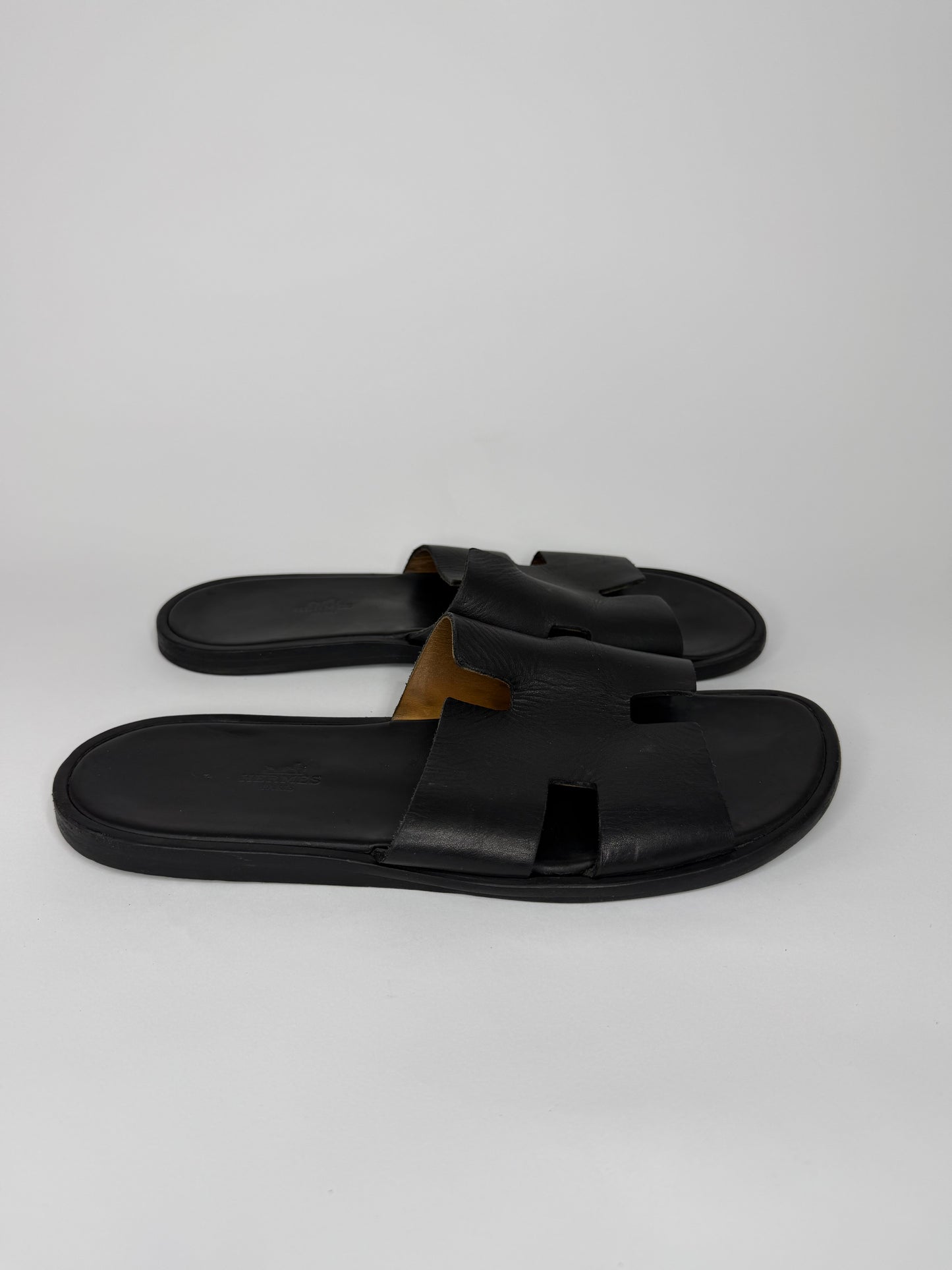 Hermes Black Izmir Leather sandal Size 41.5 EU/ 8.5 US/ 7.5 UK
