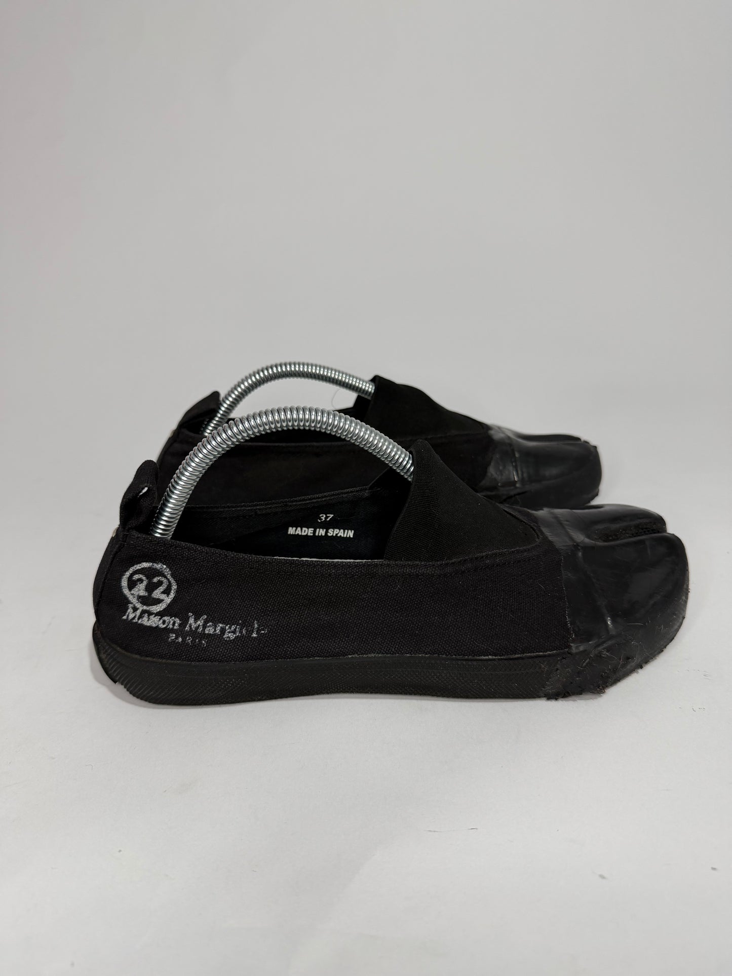 Maison Margiela Black Tabi Vandal Slip-On Sneakers Size 37 EU/ 7 US/ 4 UK