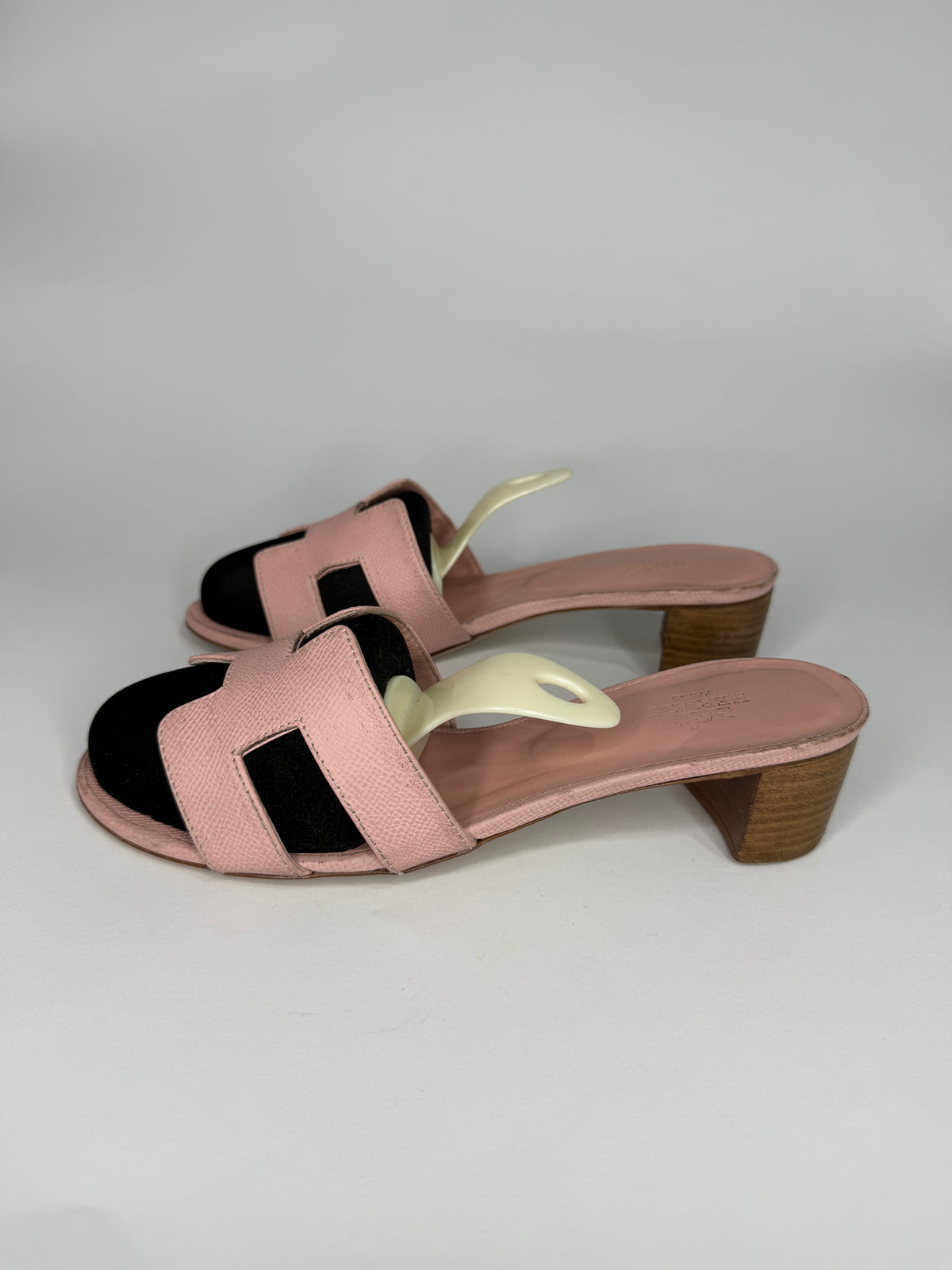 Hermes Pink Leather Oasis Slide Sandals Size 39  EU/ 9 US/ 6 UK