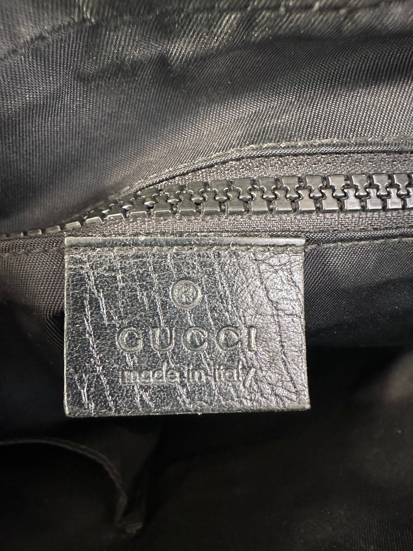 GUCCI 
GG Supreme Monogram Messenger Bag Black Grey