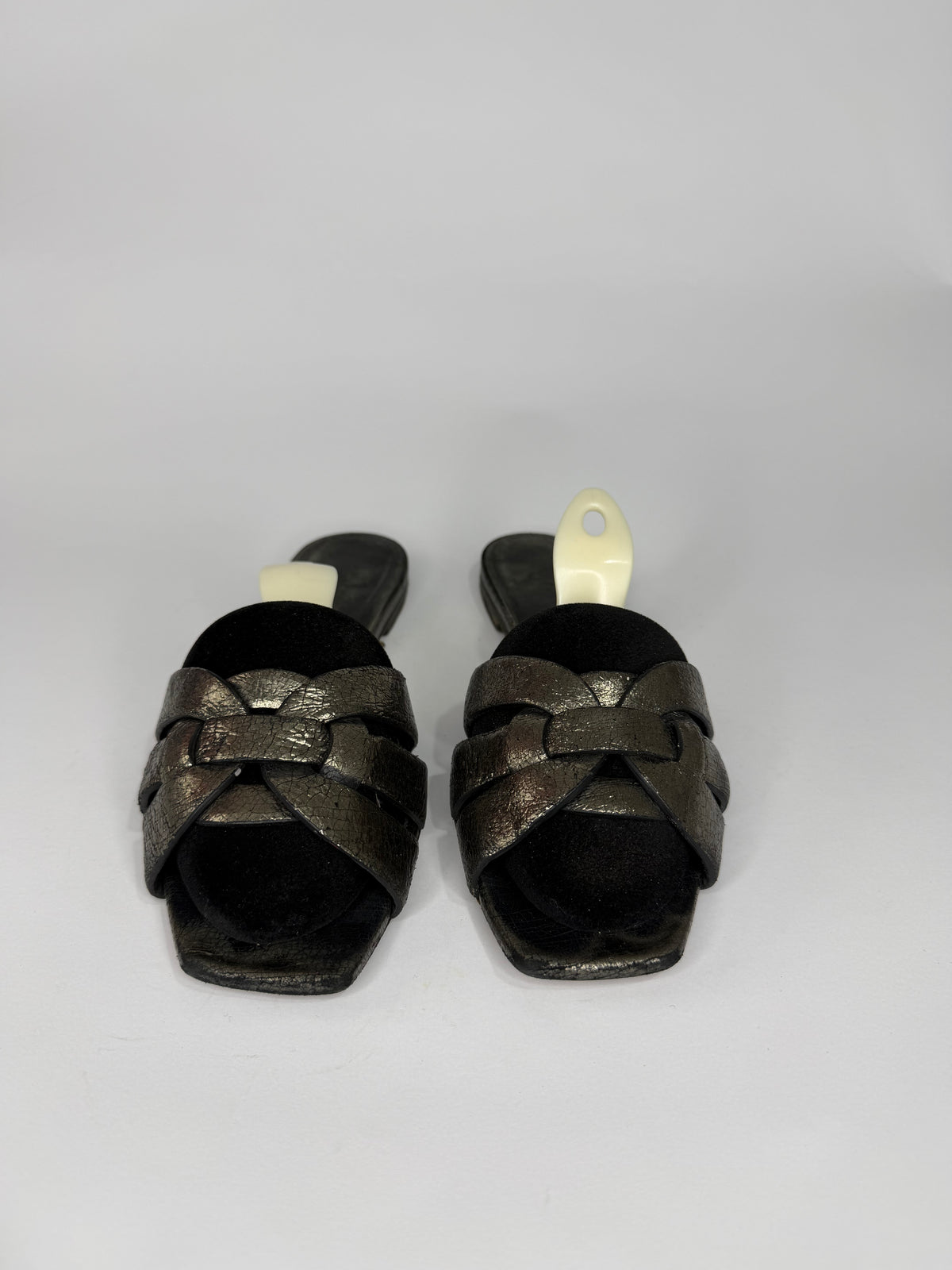 Saint Laurent Paris Silver Leather Tribute Flat Sandals Size 38.5 EU/ 8.5 US / 5.5 UK