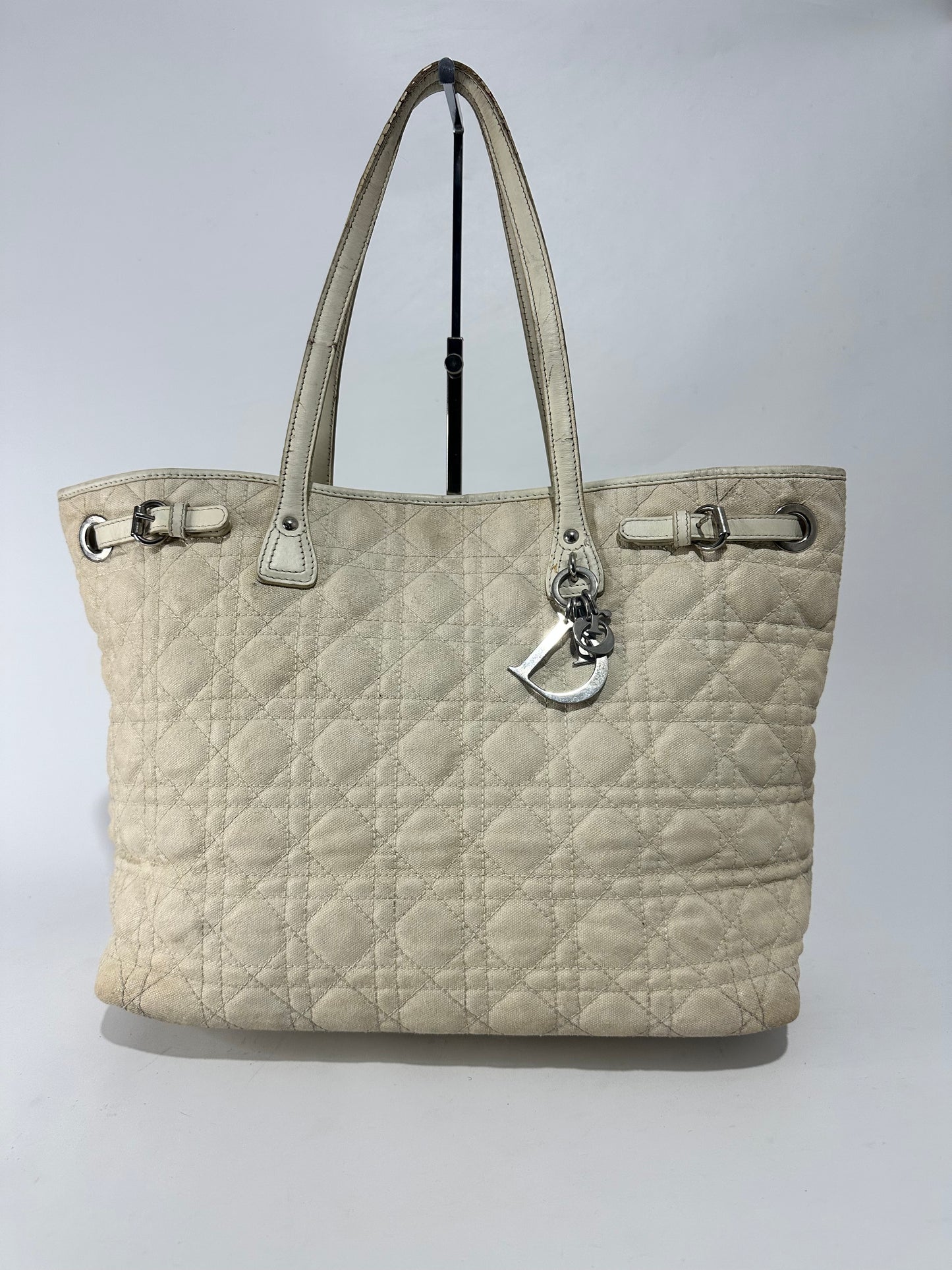 Christian Dior
Medium Cannage Panarea Tote