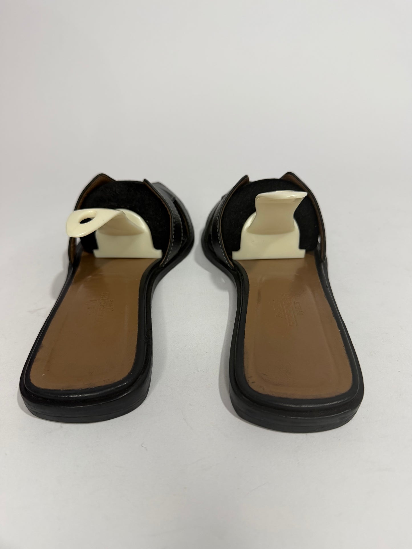 HERMES Black Box Calfskin Oran Sandals 37.5 EU/ 7.5 US / 4.5 UK