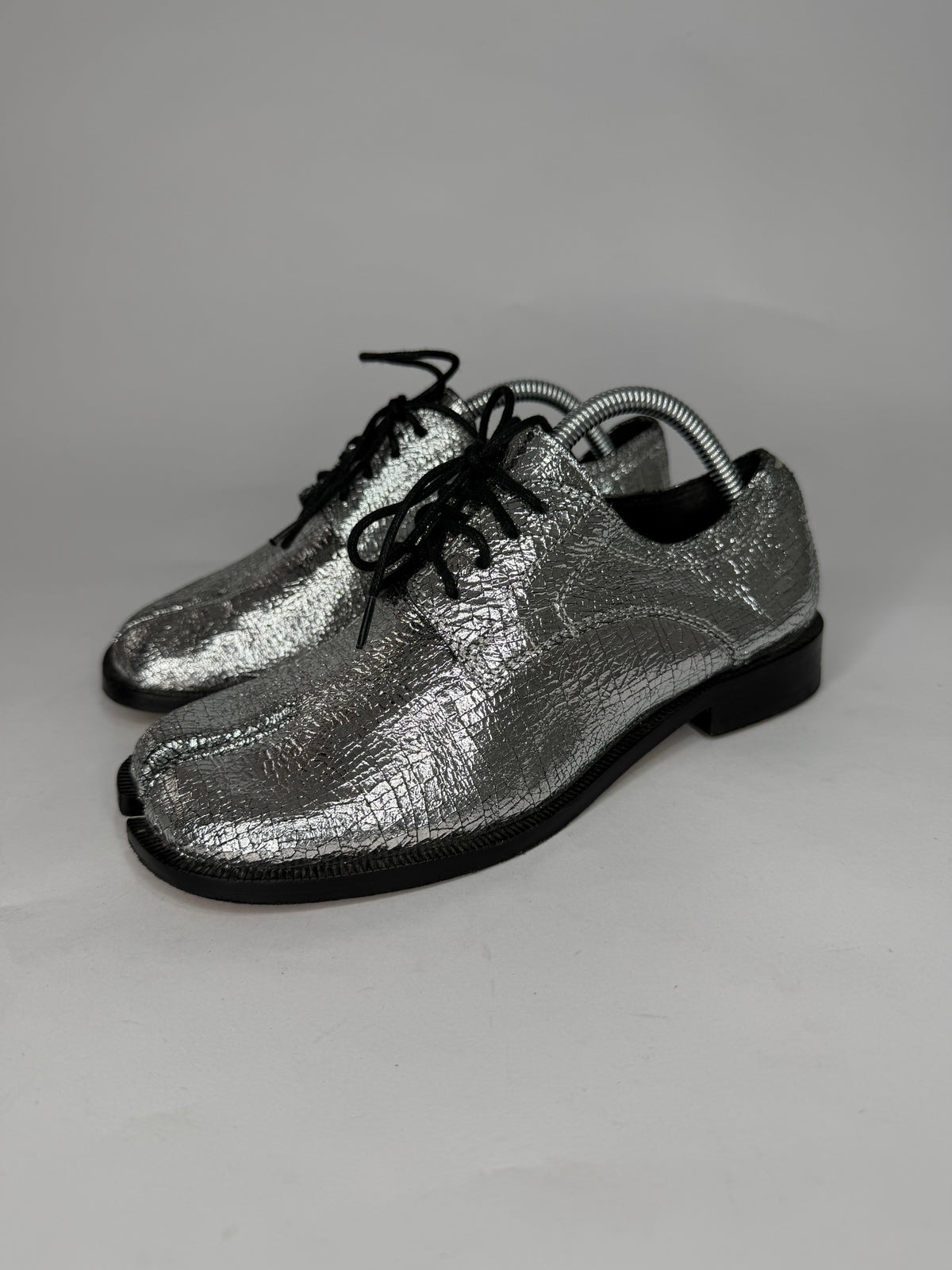 Maison Margeila TABI BROKEN MIRROR BROGUES