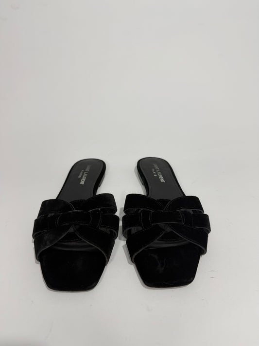 Saint Laurent
Velvet Slides Womens Size 37.5 EU/ 7.5 US/ 5.5 UK