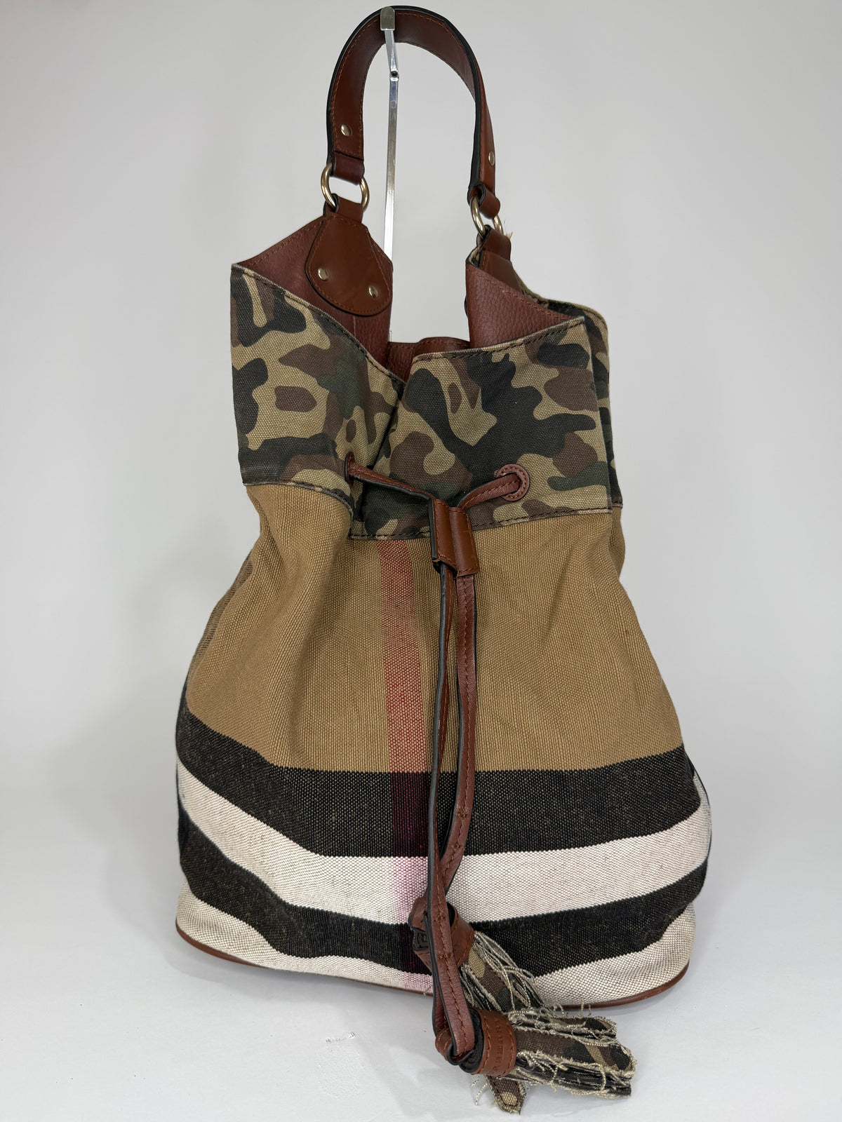 Burberry
Exploded Check Bucket Bag