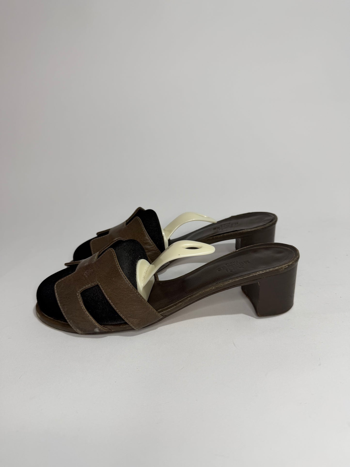 Hermès Oasis H Cut-Out Leather Mule Sandals Brown | Size 37 | Block Heel